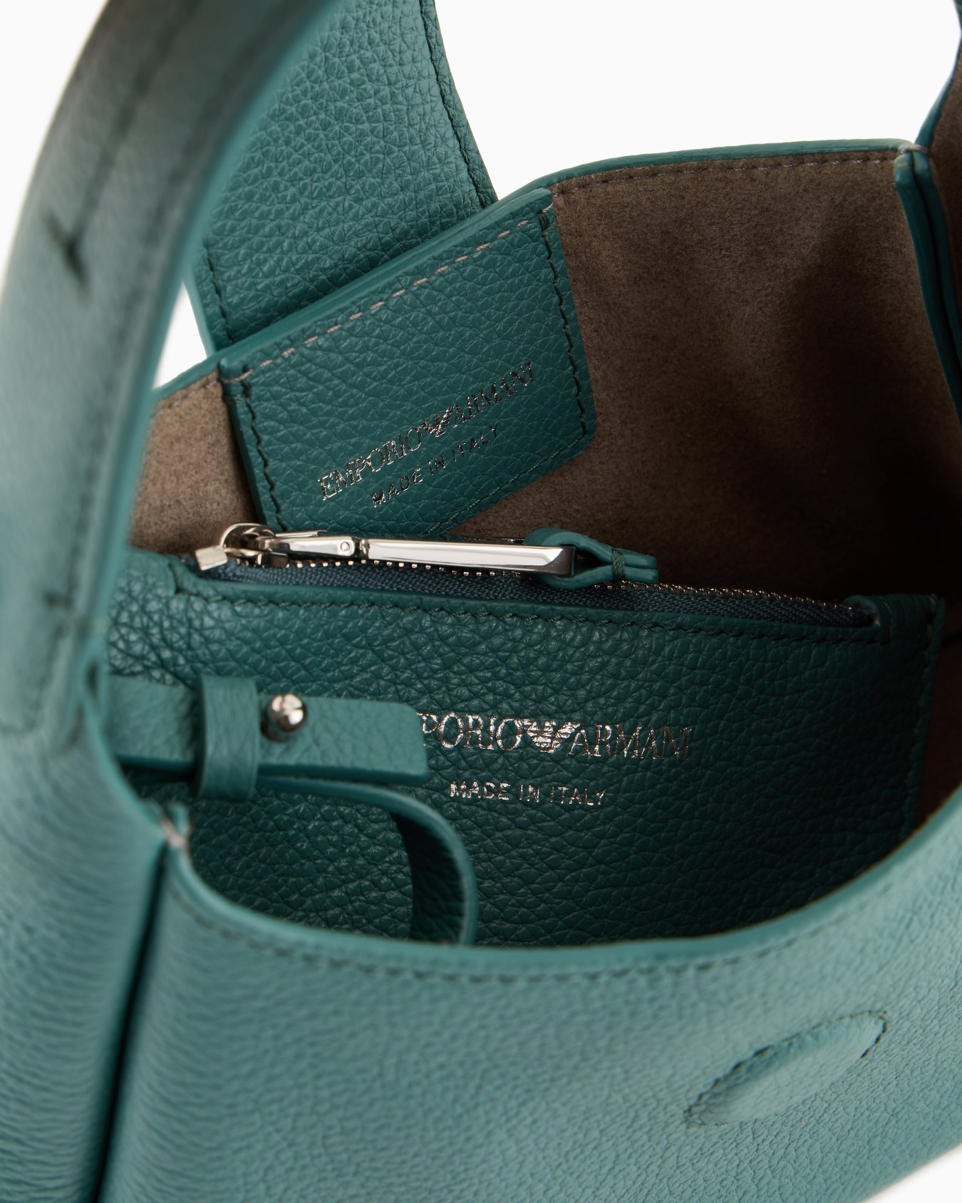Leather hobo handbag with eagle buckle Slide 3