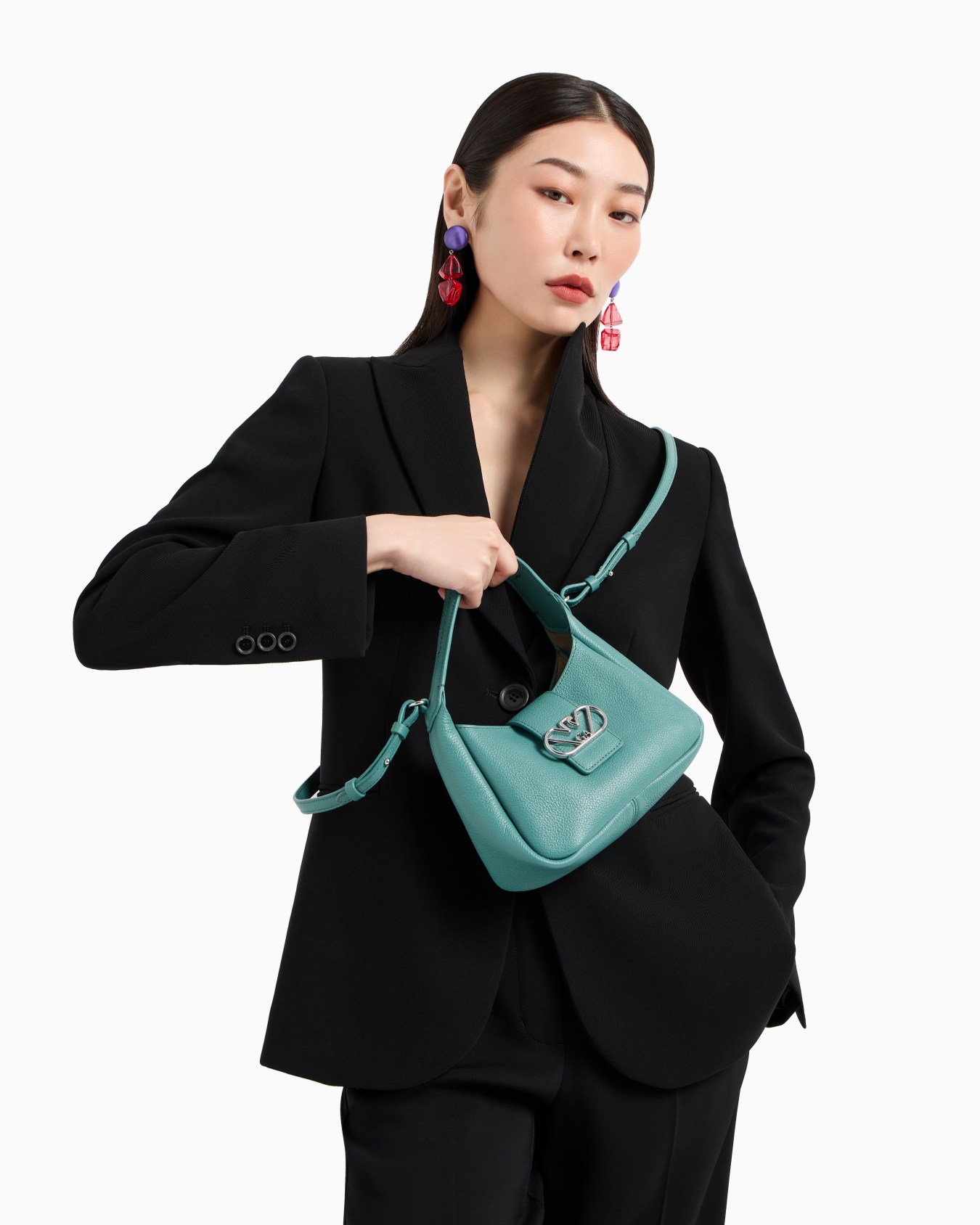 Leather hobo handbag with eagle buckle Slide 6