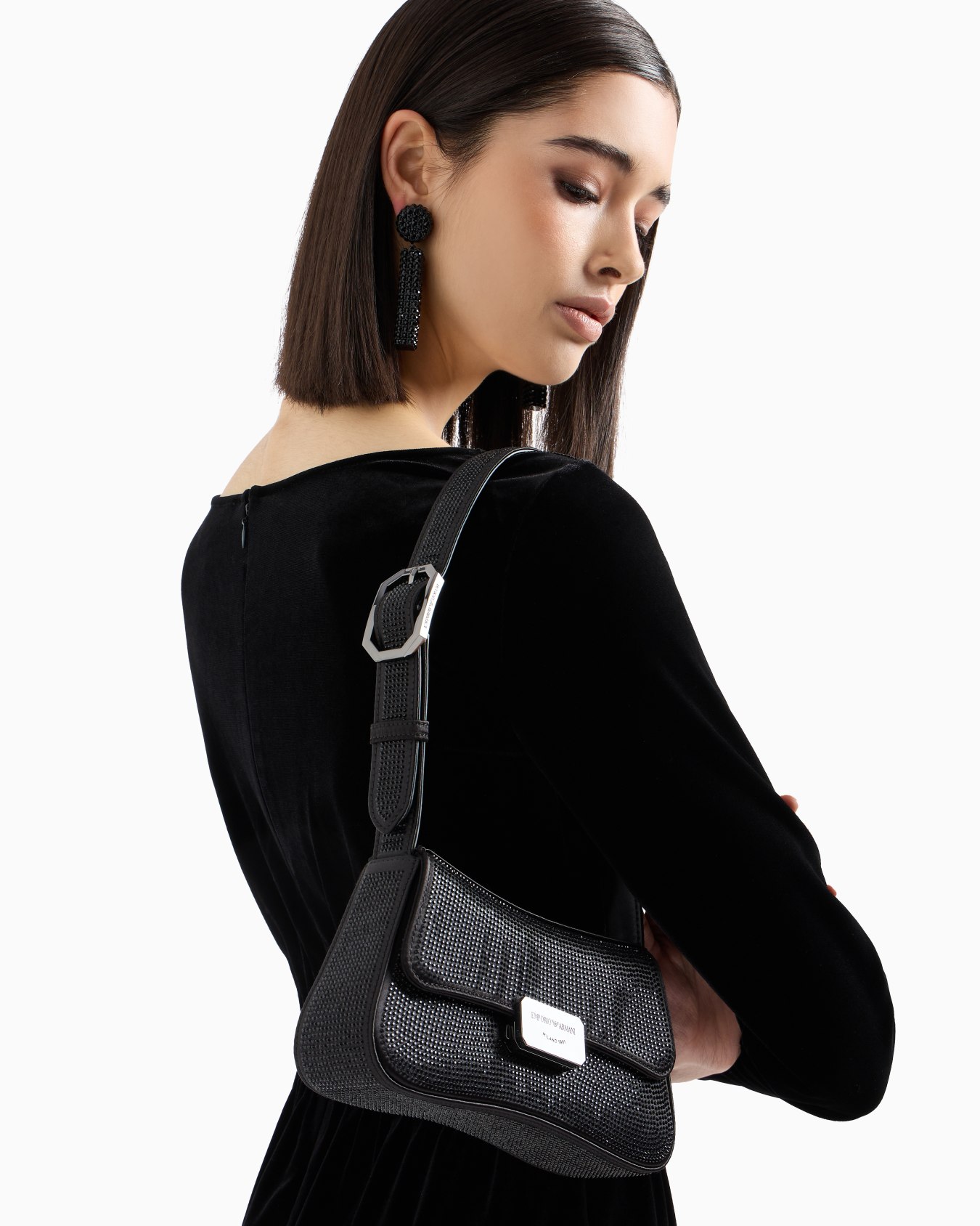 Satin shoulder bag with rhinestones Slide 6