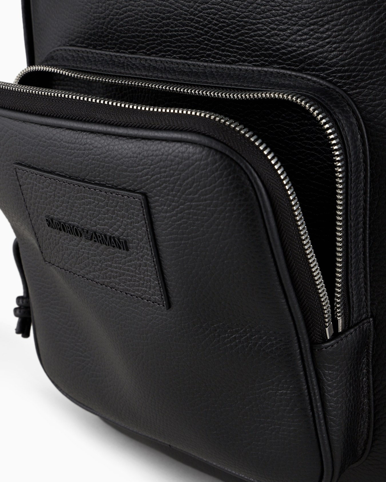 Rounded backpack in tumbled leather Slide 4