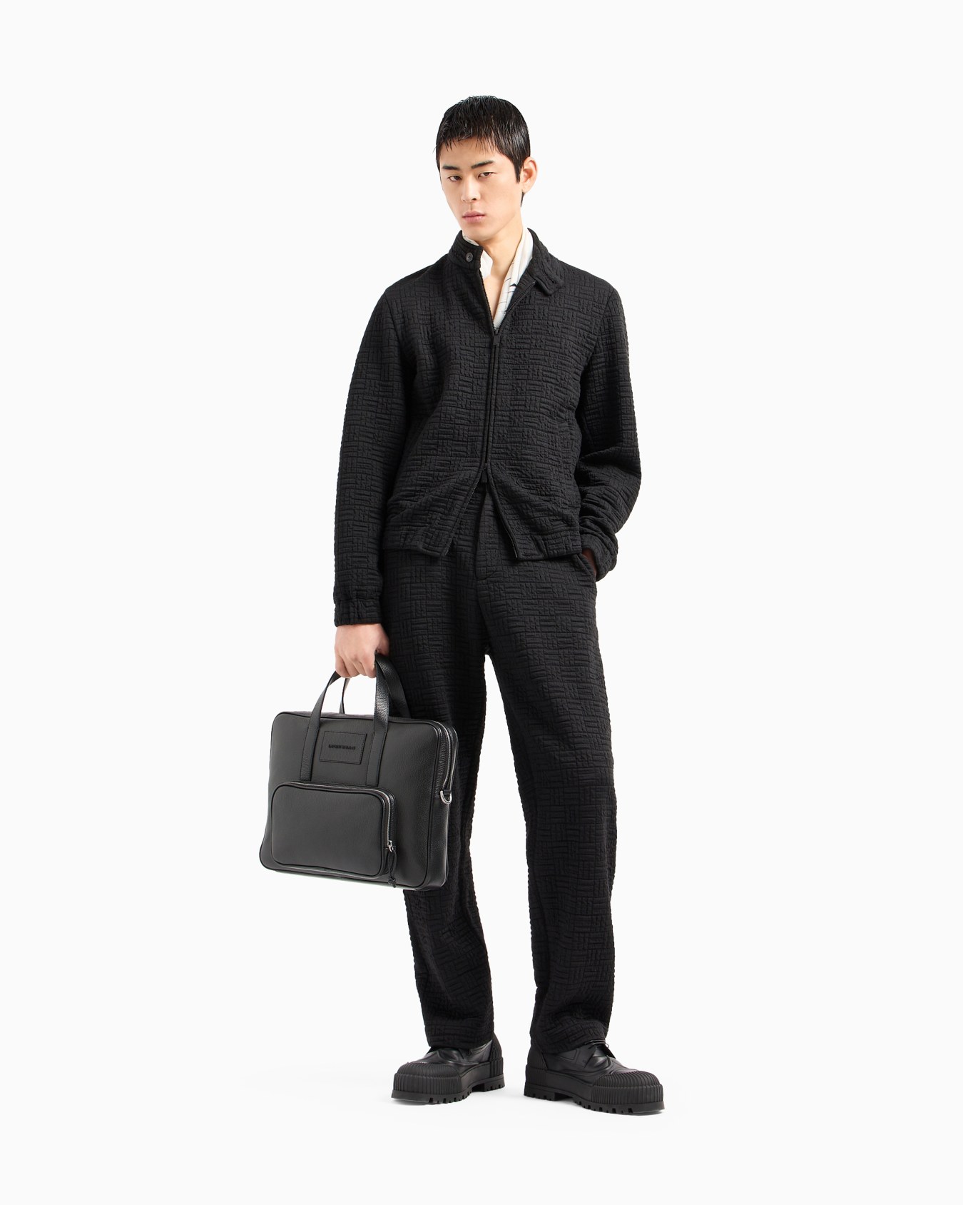 Business bag in tumbled leather Slide 5