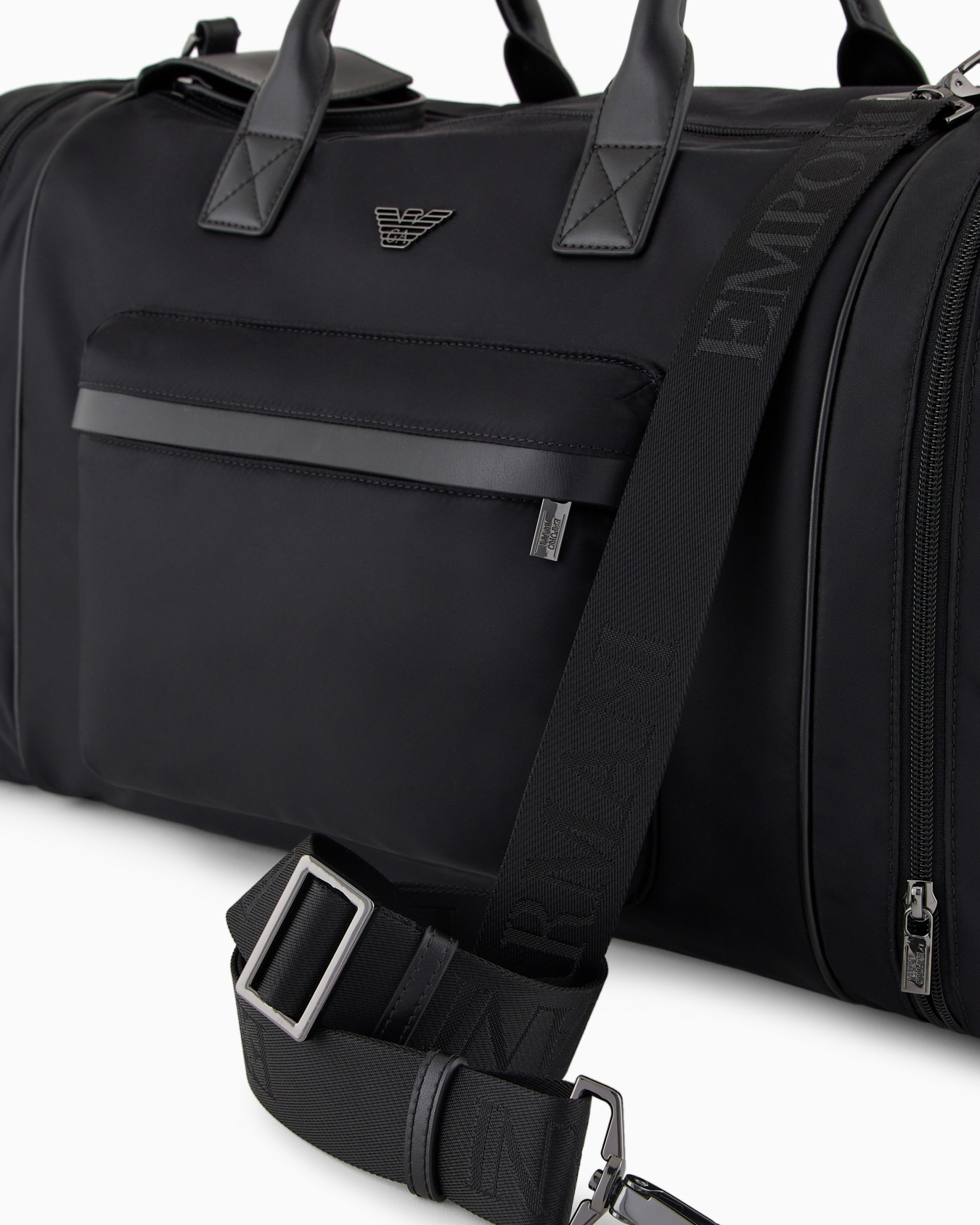 ASV recycled nylon weekend bag Slide 4