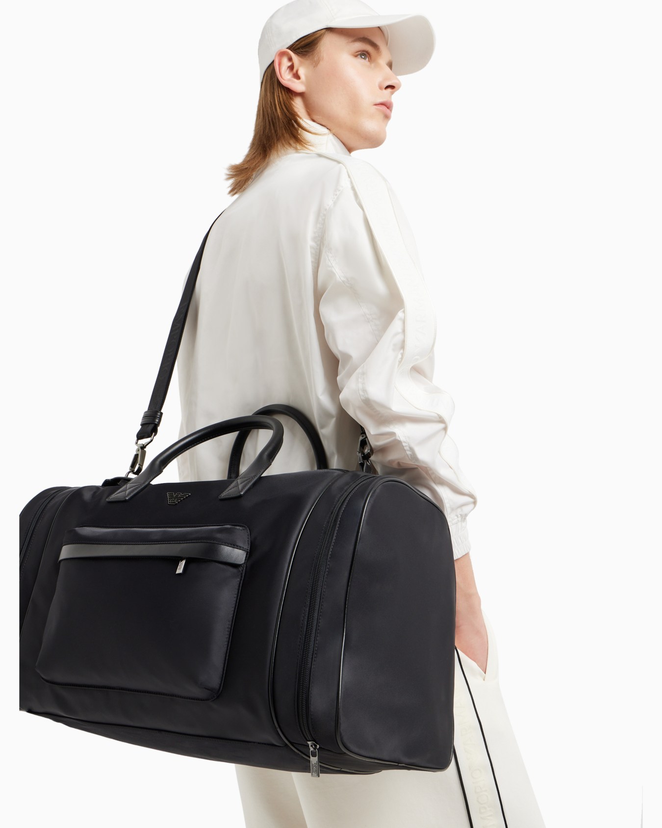 ASV recycled nylon weekend bag Slide 6