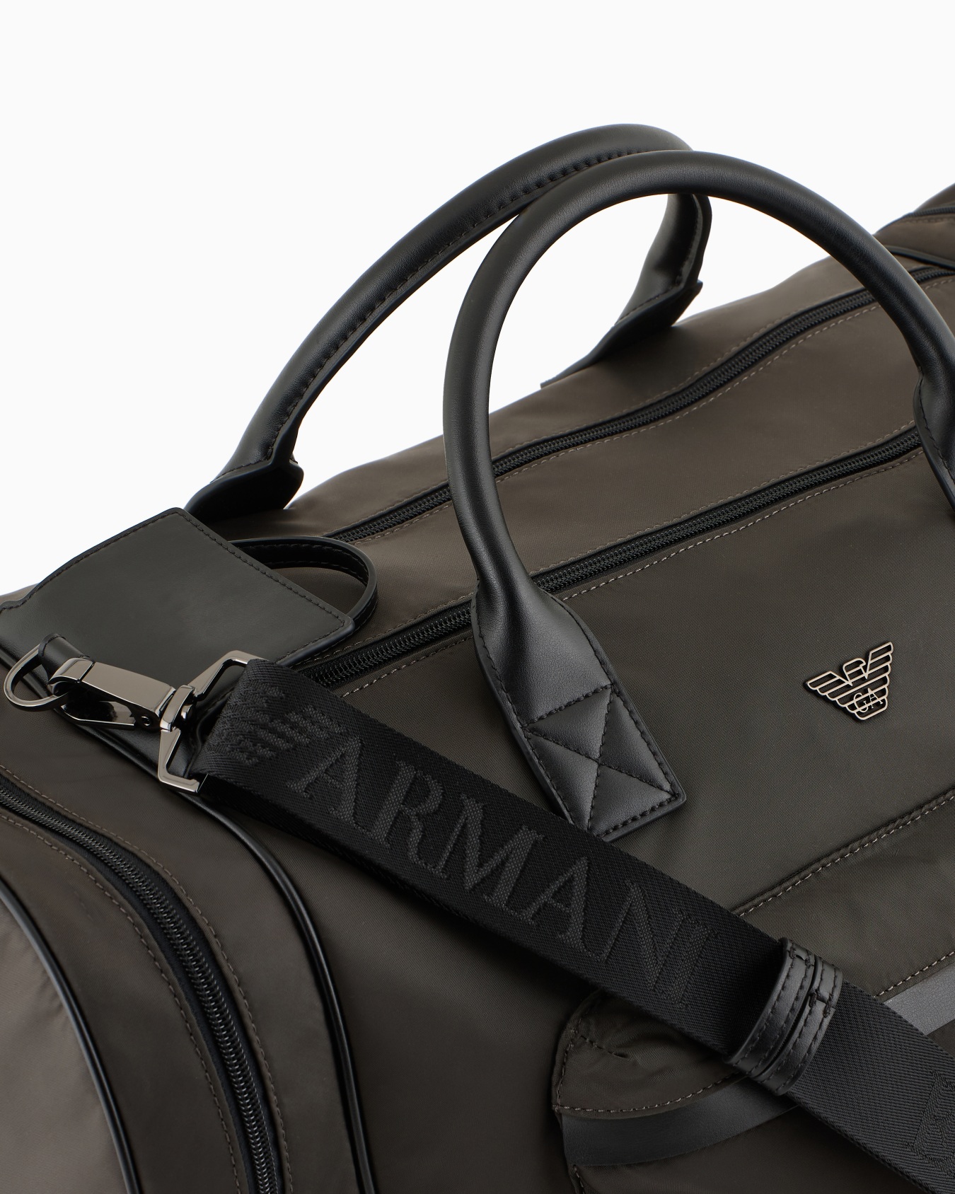 ASV recycled nylon weekend bag Slide 4