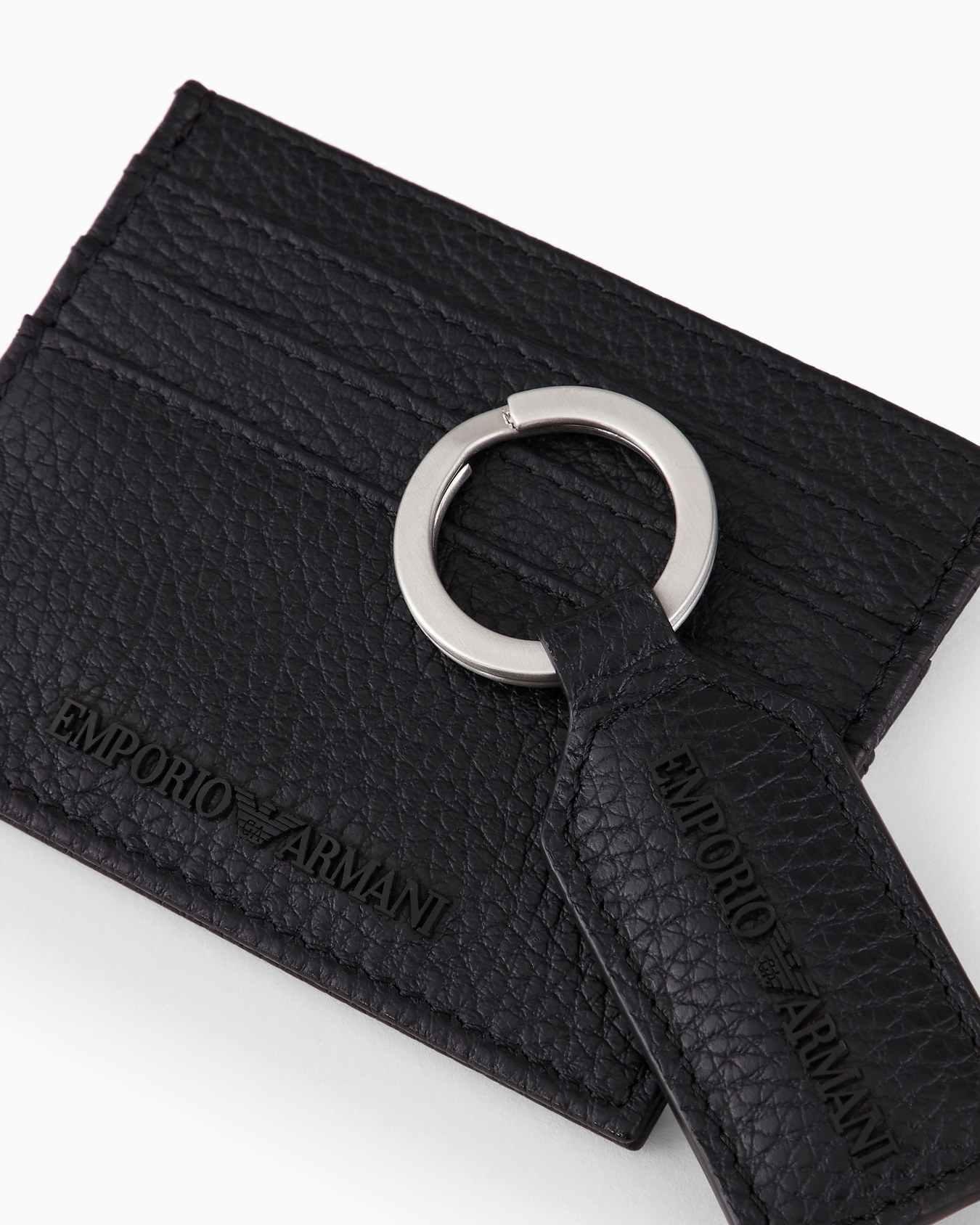 Gift box with card holder and keyring in tumbled leather Slide 2