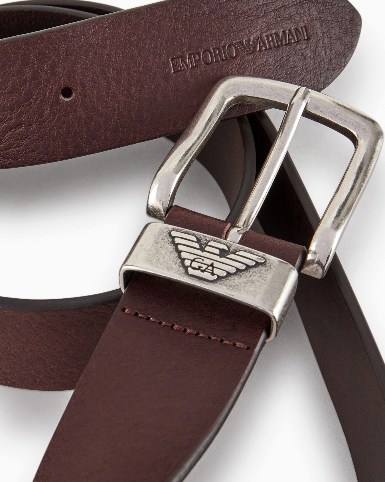 Leather belt with logo buckle Slide 1