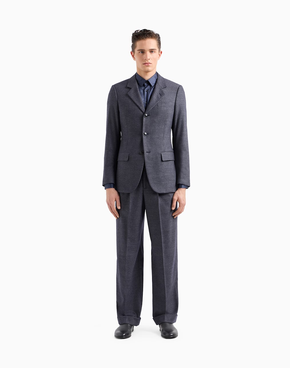 Heritage Line double-breasted suit in chevron virgin wool and