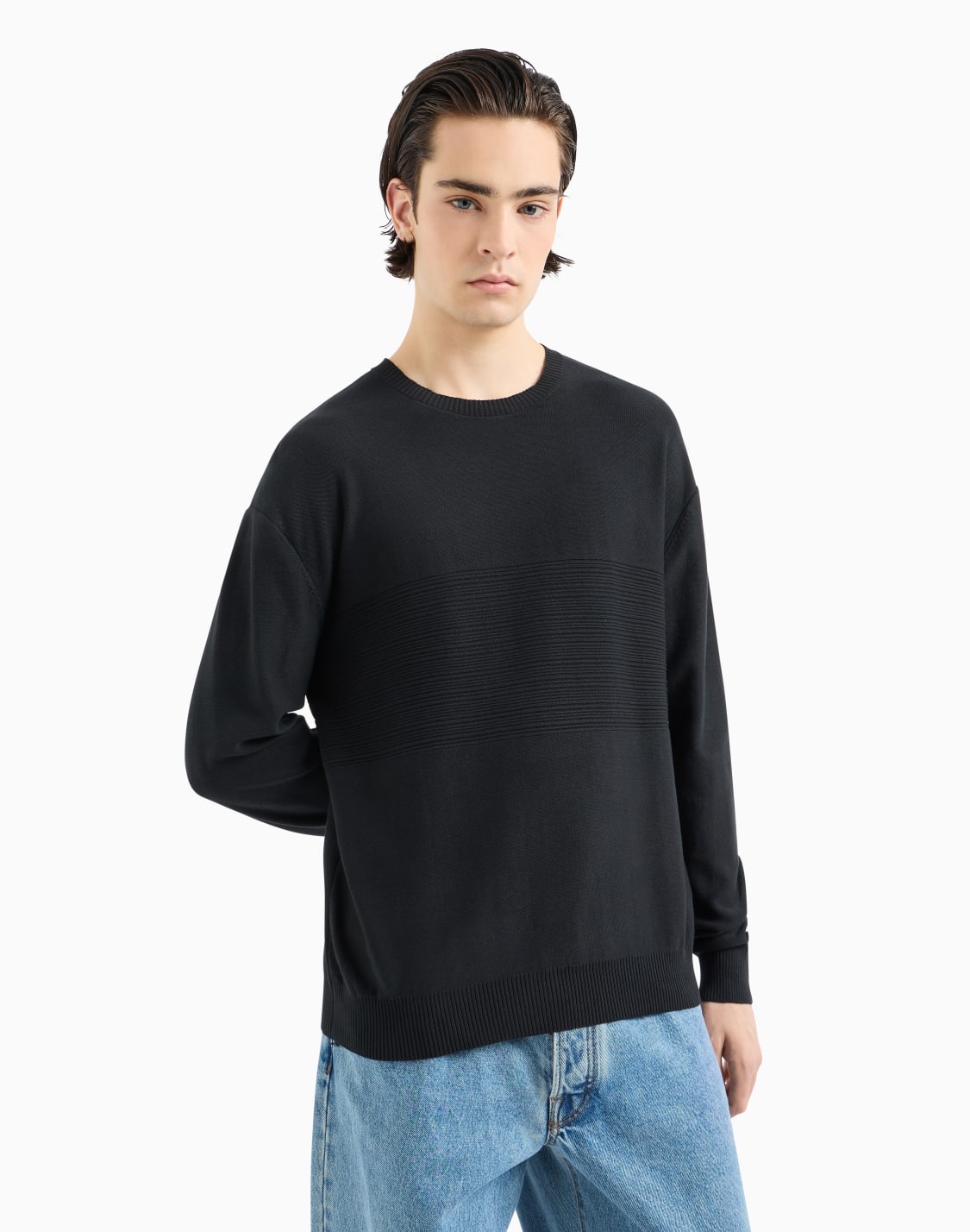 jersey-de-algodn-con-cuello-redondo-y-elaboracin-central-negro--armani-exchange