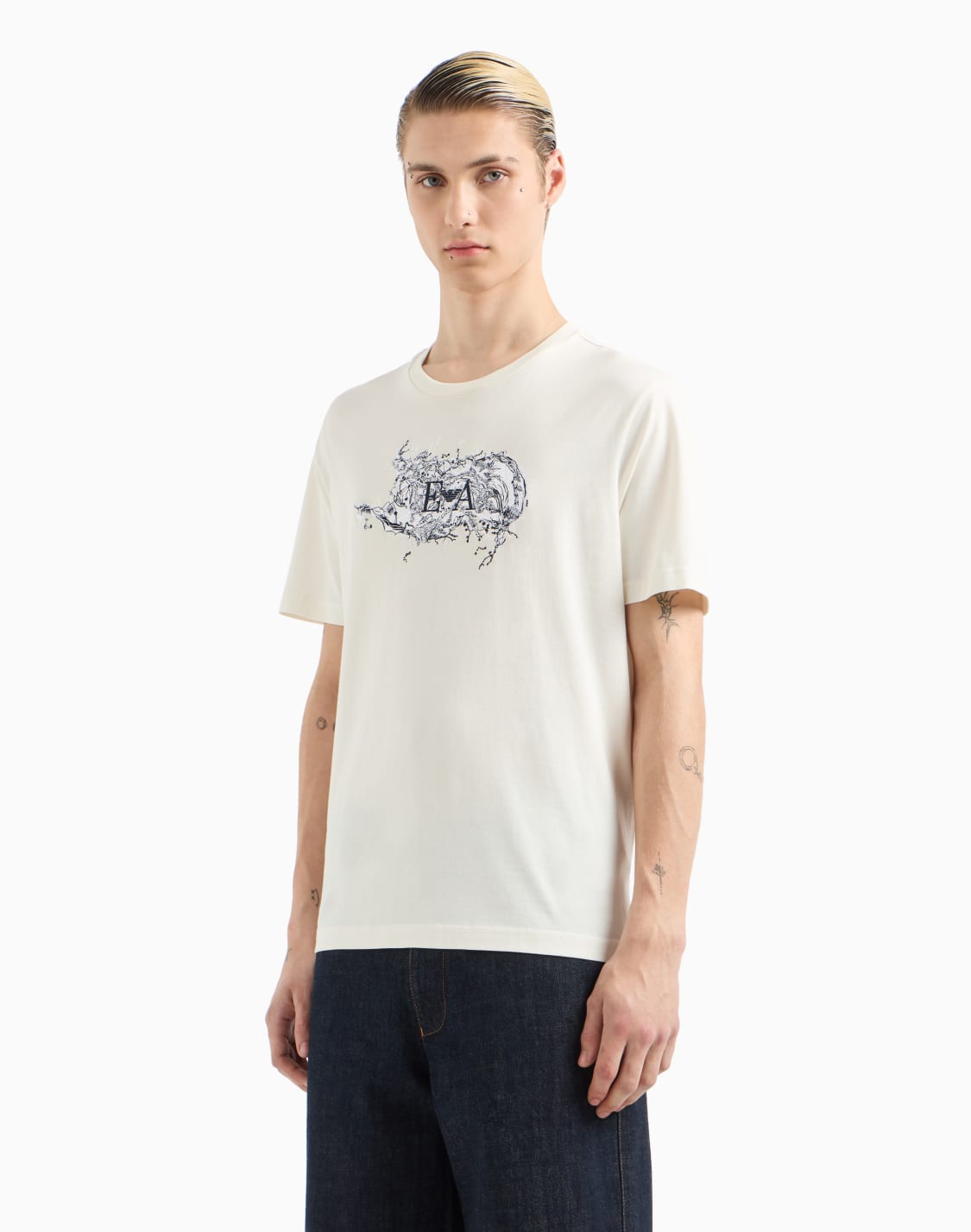 camiseta-de-punto-con-bordado-de-logotipo-y-olas-rompiendo-asv-blanco--emporio-armani