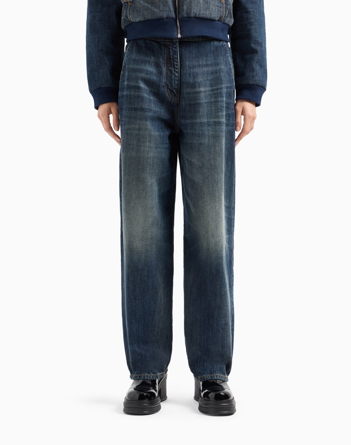 vaqueros-boyfriend-en-denim-de-algodn-con-logo-bordado-en-el-bolsillo-azul--armani-exchange