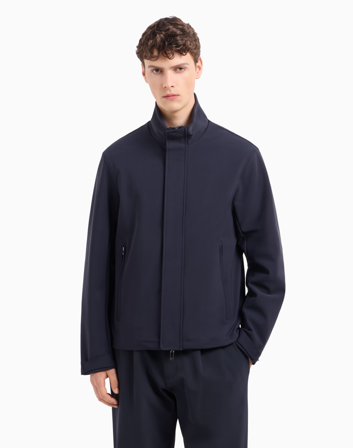 travel-essential-blouson-mit-durchgehendem-reiverschluss-aus-nylon-marineblau--emporio-armani