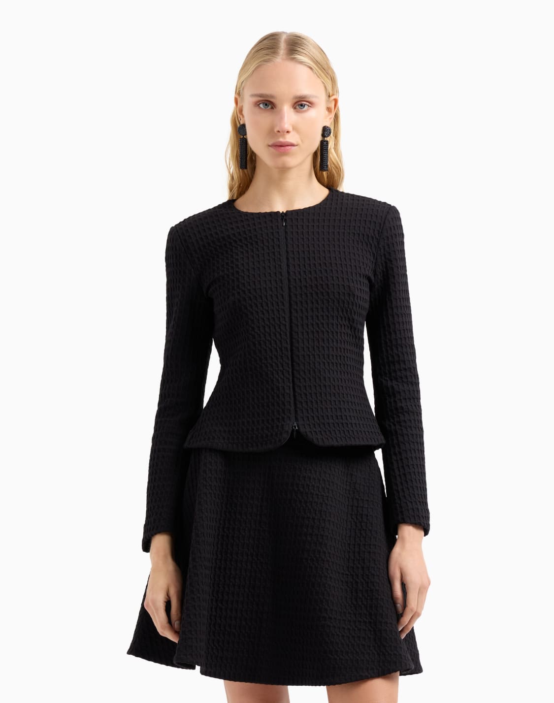 falda-acampanada-de-punto-efecto-gofrado-negro--emporio-armani