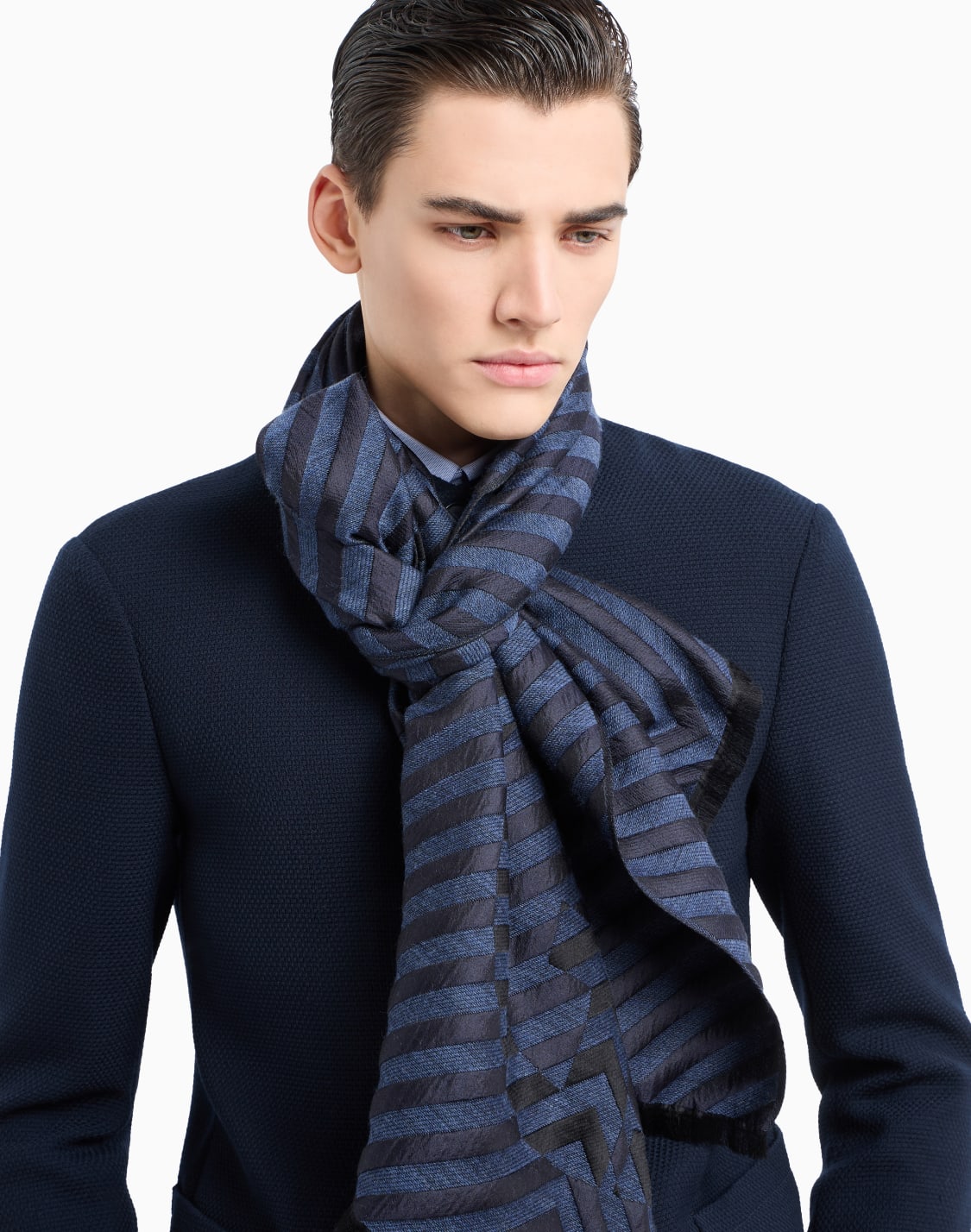 armani schal