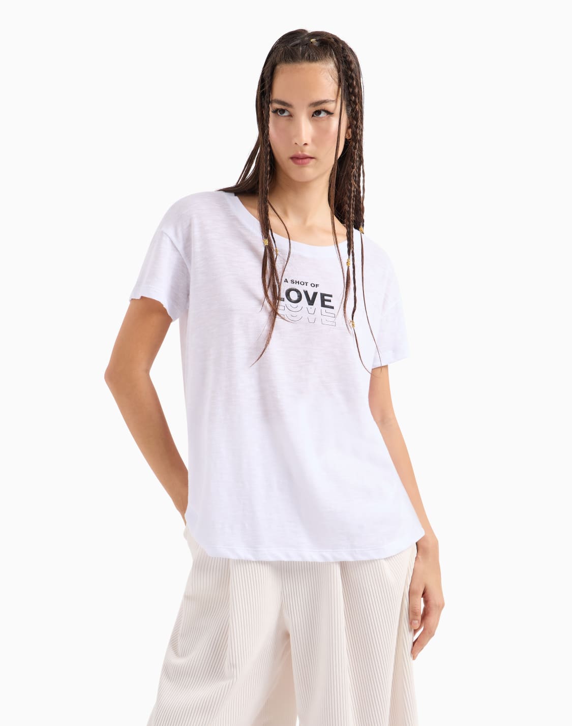 camiseta-de-ajuste-relajado-con-la-inscripcin-a-shot-of-love-blanco--armani-exchange