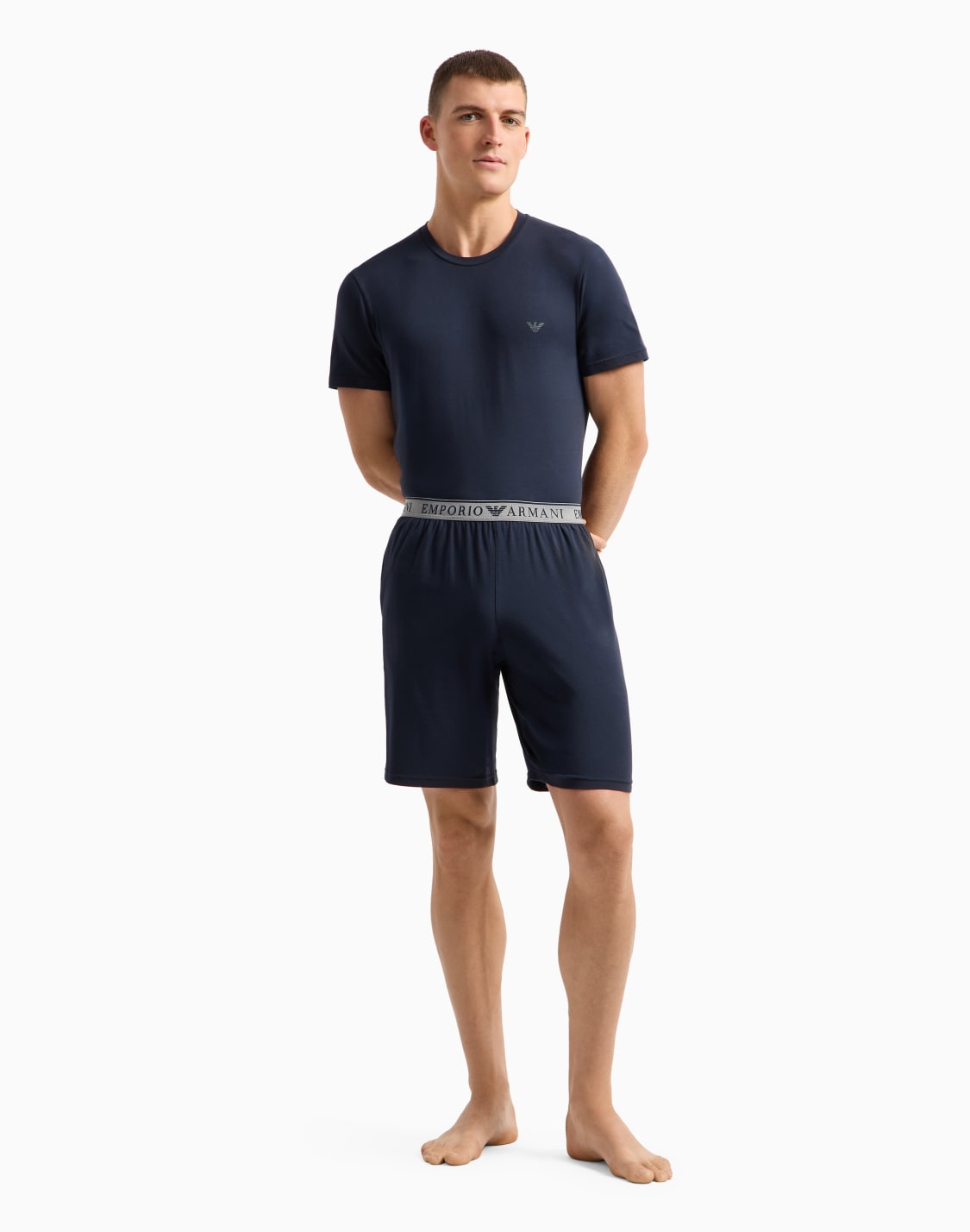 pijama-con-bermudas-y-logotipo-endurance-azul-marino--emporio-armani