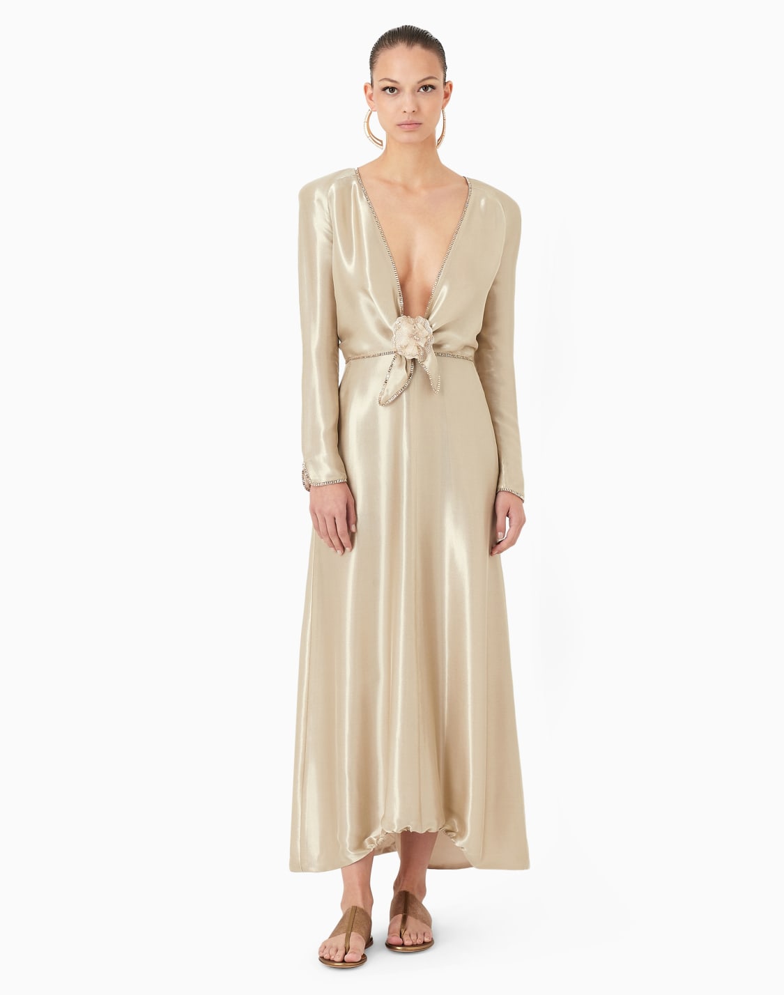 abito-lungo-con-ricami-e-fiore-applicato-fantasia--giorgio-armani