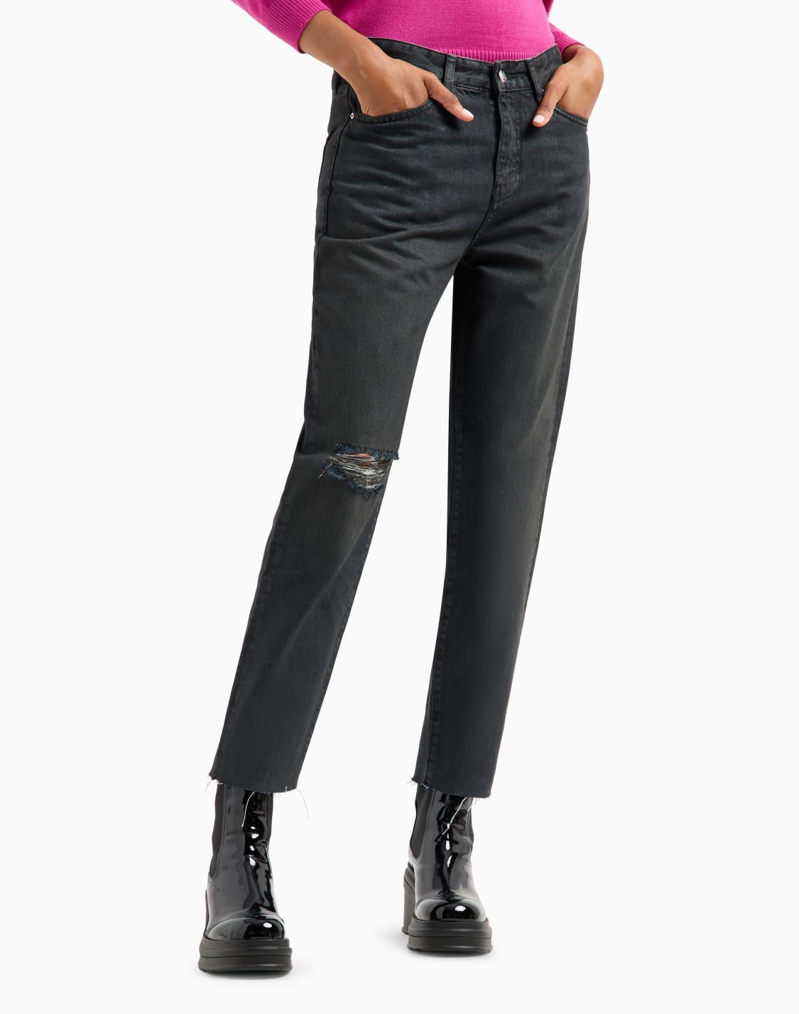 vaqueros-boyfriend-de-talle-bajo-en-denim-con-roturas-negro--armani-exchange