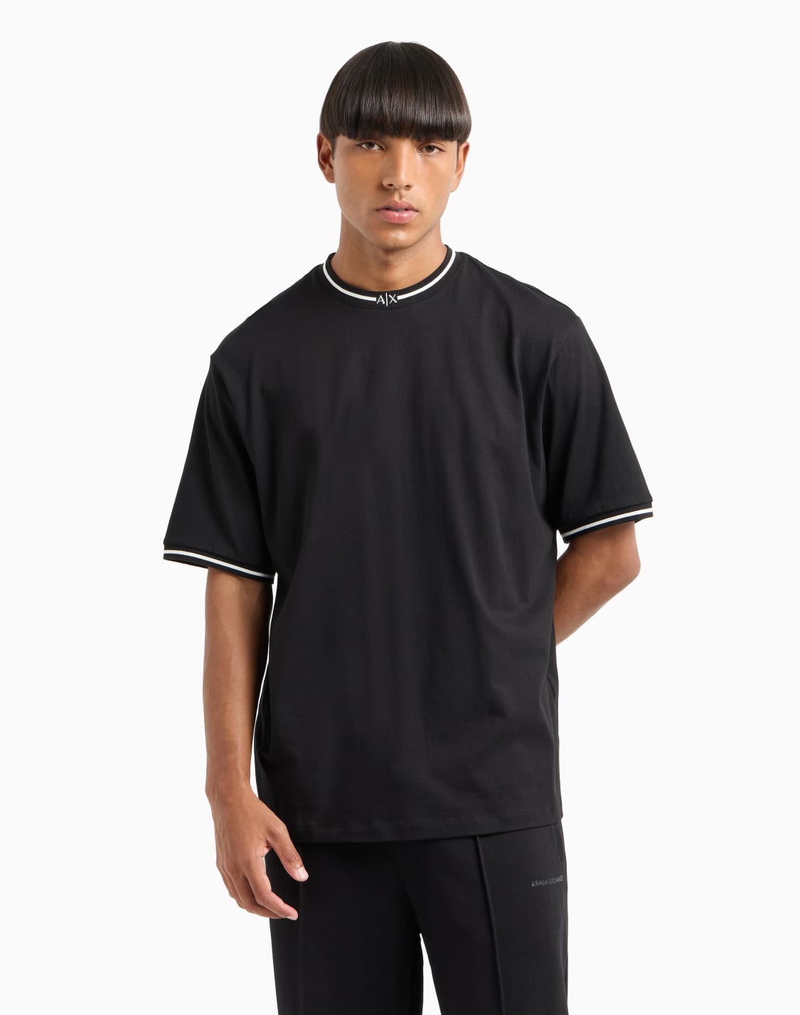 camiseta-de-corte-relajado-con-ribetes-en-contraste-en-algodn-asv-negro--armani-exchange