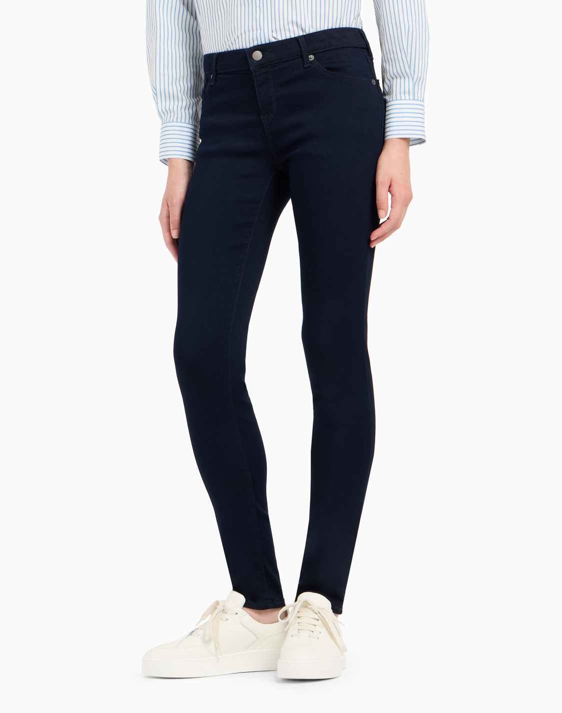 vaqueros-j23-de-cintura-media-y-pernera-superpitillo-de-denim-elstico-de-felpa-azul--emporio-armani