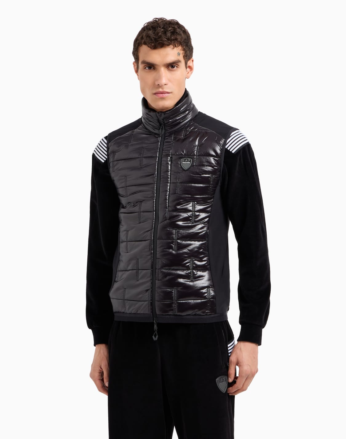gilet-de-ski-technique-en-nylon-recycl-noir--ea7