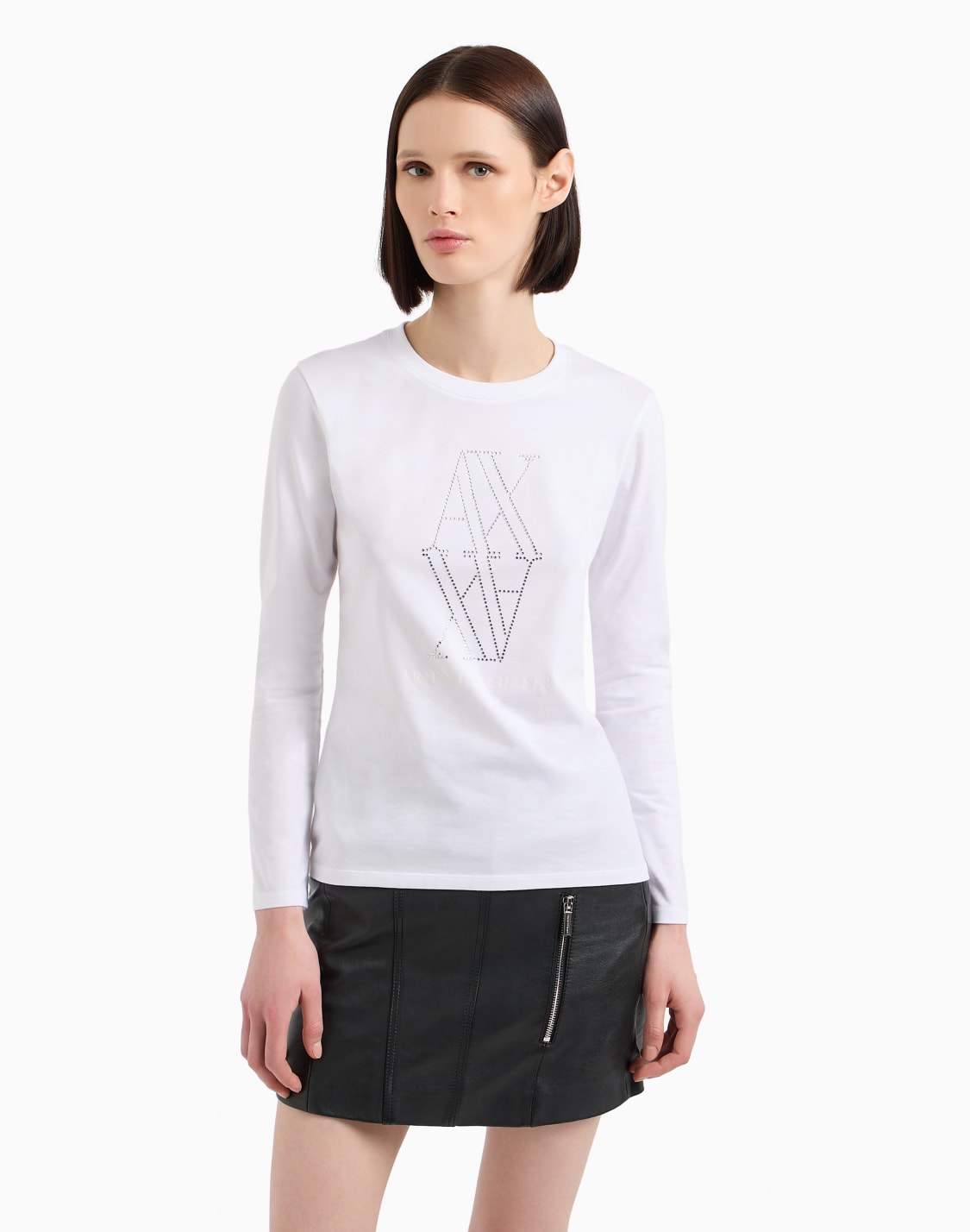 camiseta-regular-fit-de-manga-larga-con-monograma-de-tachuelas-asv-blanco--armani-exchange