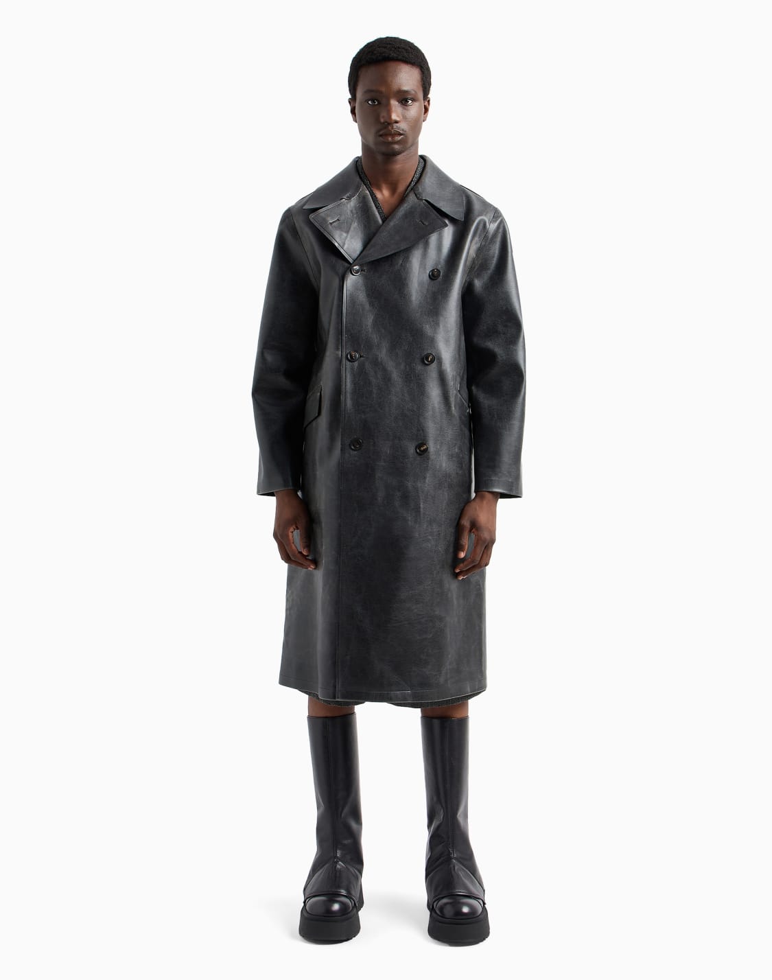 abrigo-cruzado-de-tejido-revestido-efecto-piel-gris--emporio-armani