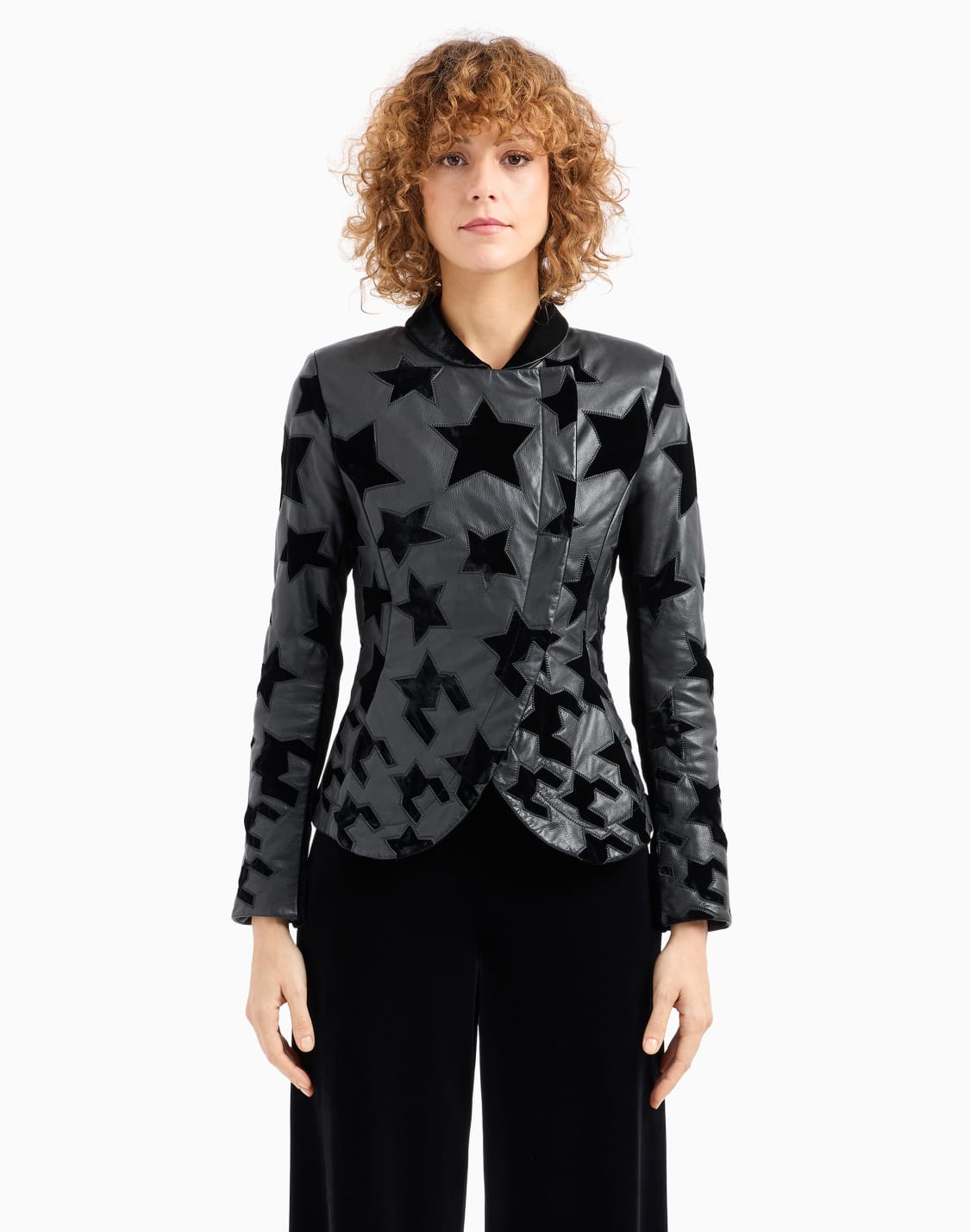 chaqueta-en-napa-de-becerro-con-bordado-de-terciopelo-de-la-cpsula-moon-negro--emporio-armani