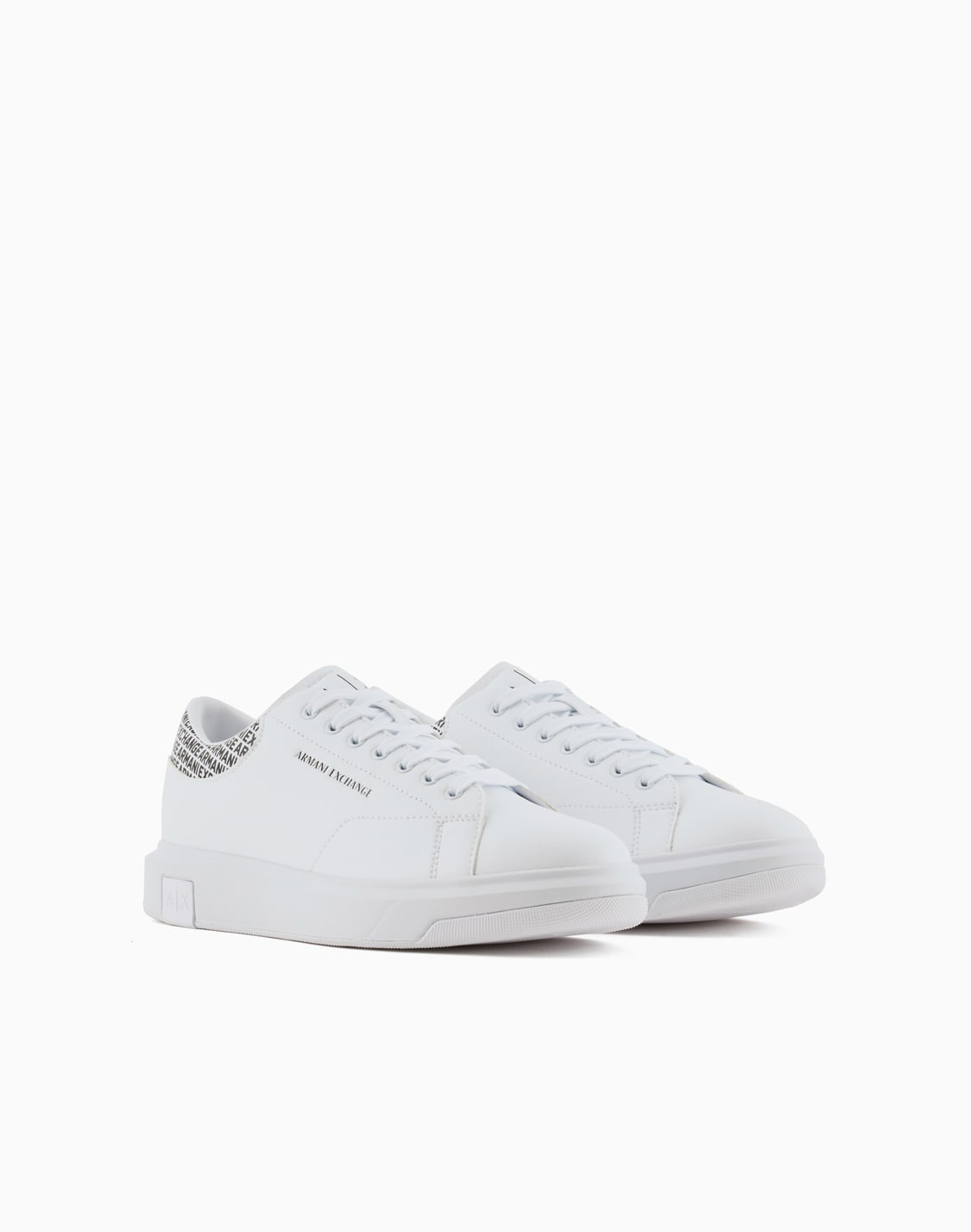 zapatillas-con-insercin-de-logotipo-en-el-taln-blanco--armani-exchange
