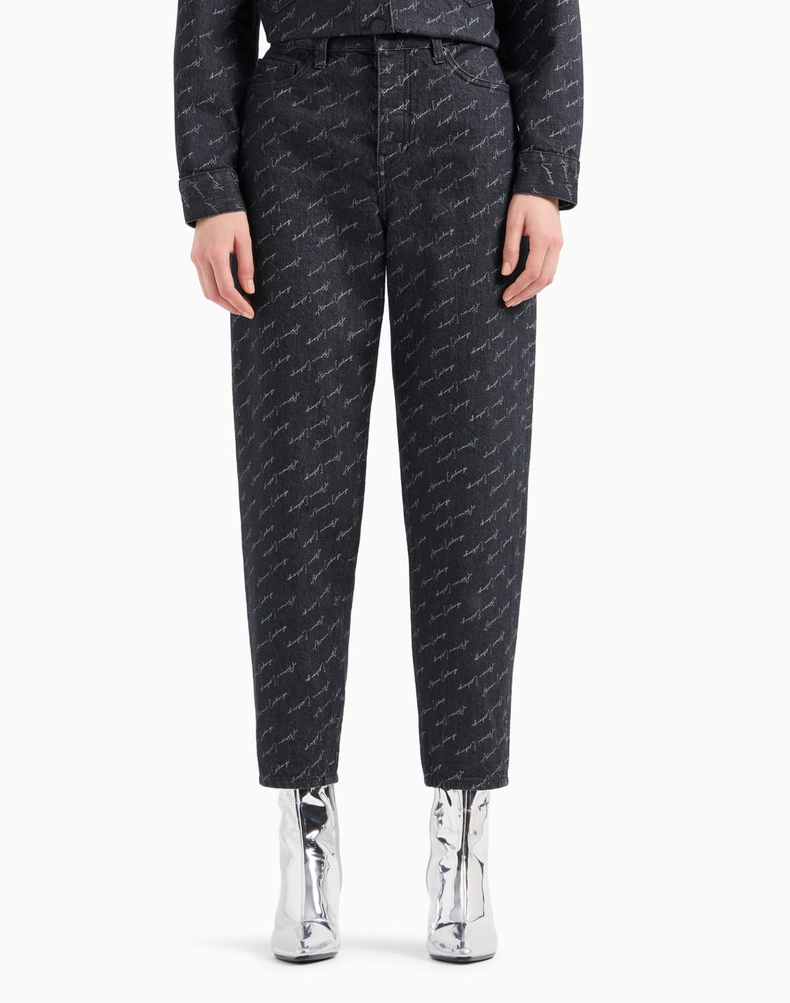 tapered-jeans---armani-exchange