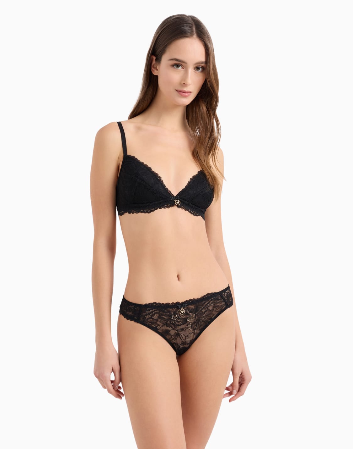 braguita-eternal-lace-de-encaje-reciclado-asv-negro--emporio-armani