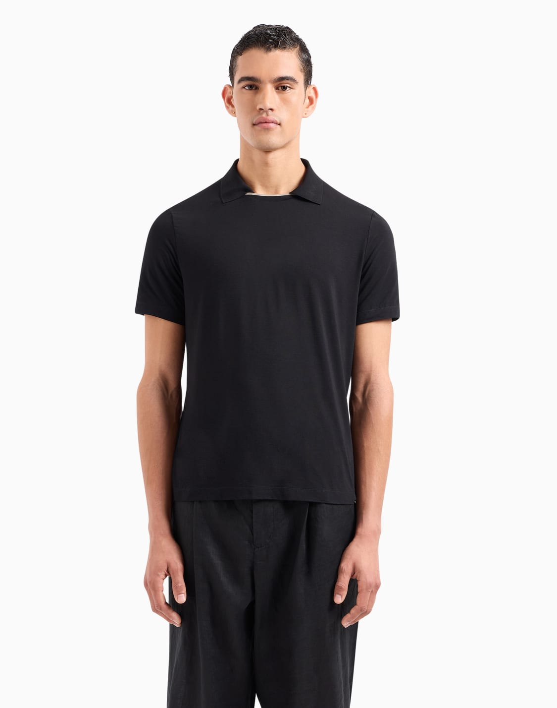polo-de-manga-corta-en-punto-de-viscosa-asv-negro--giorgio-armani