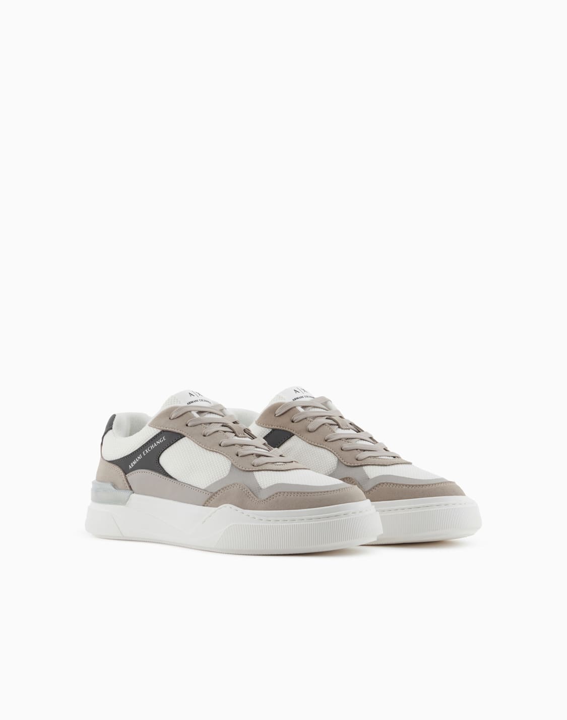 zapatillas-con-cordones-en-material-combinado-beige--armani-exchange