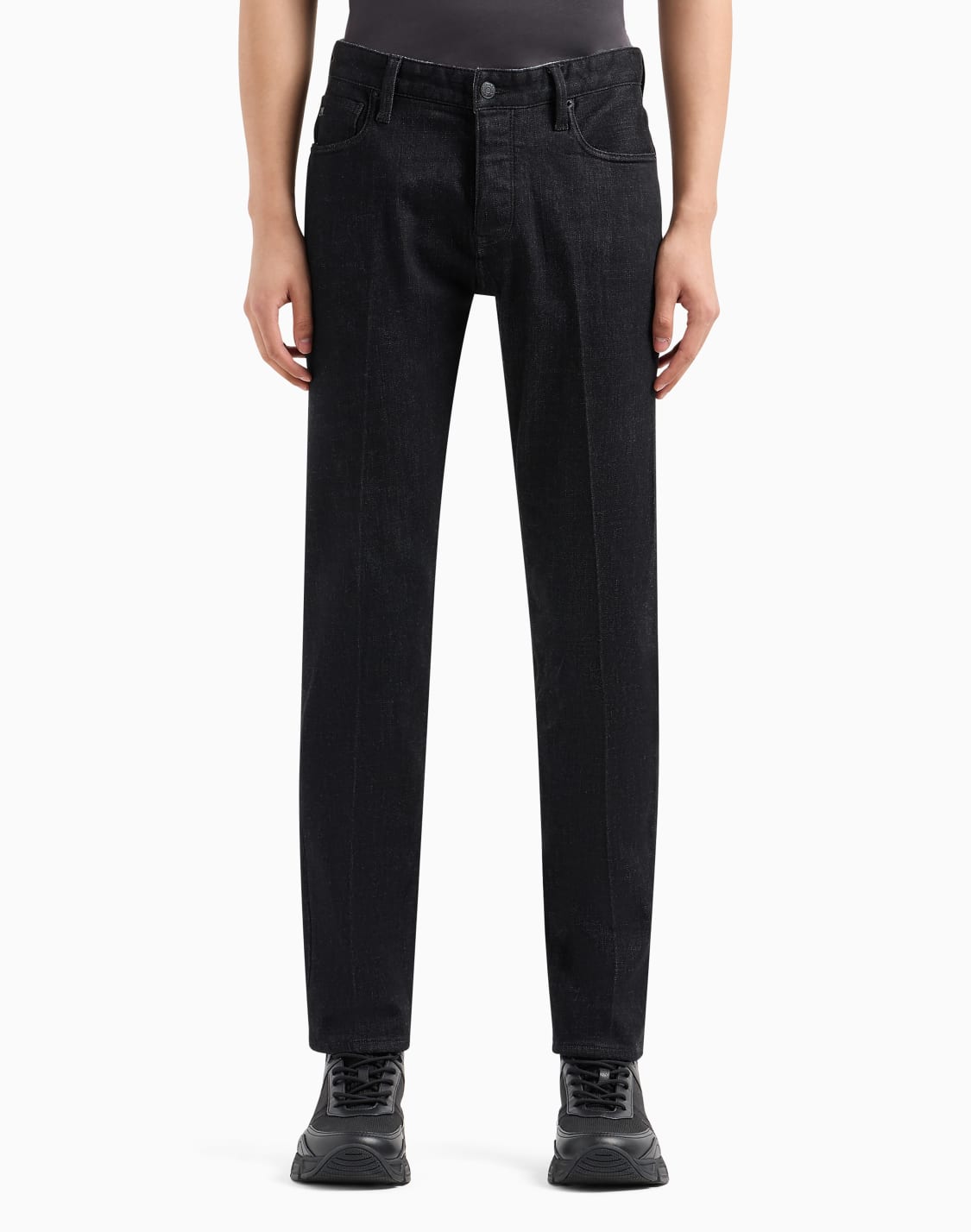 jeans-j75-slim-fit-in-denim-stretch-touch-felpa-lavaggio-marmorizzato-nero--emporio-armani