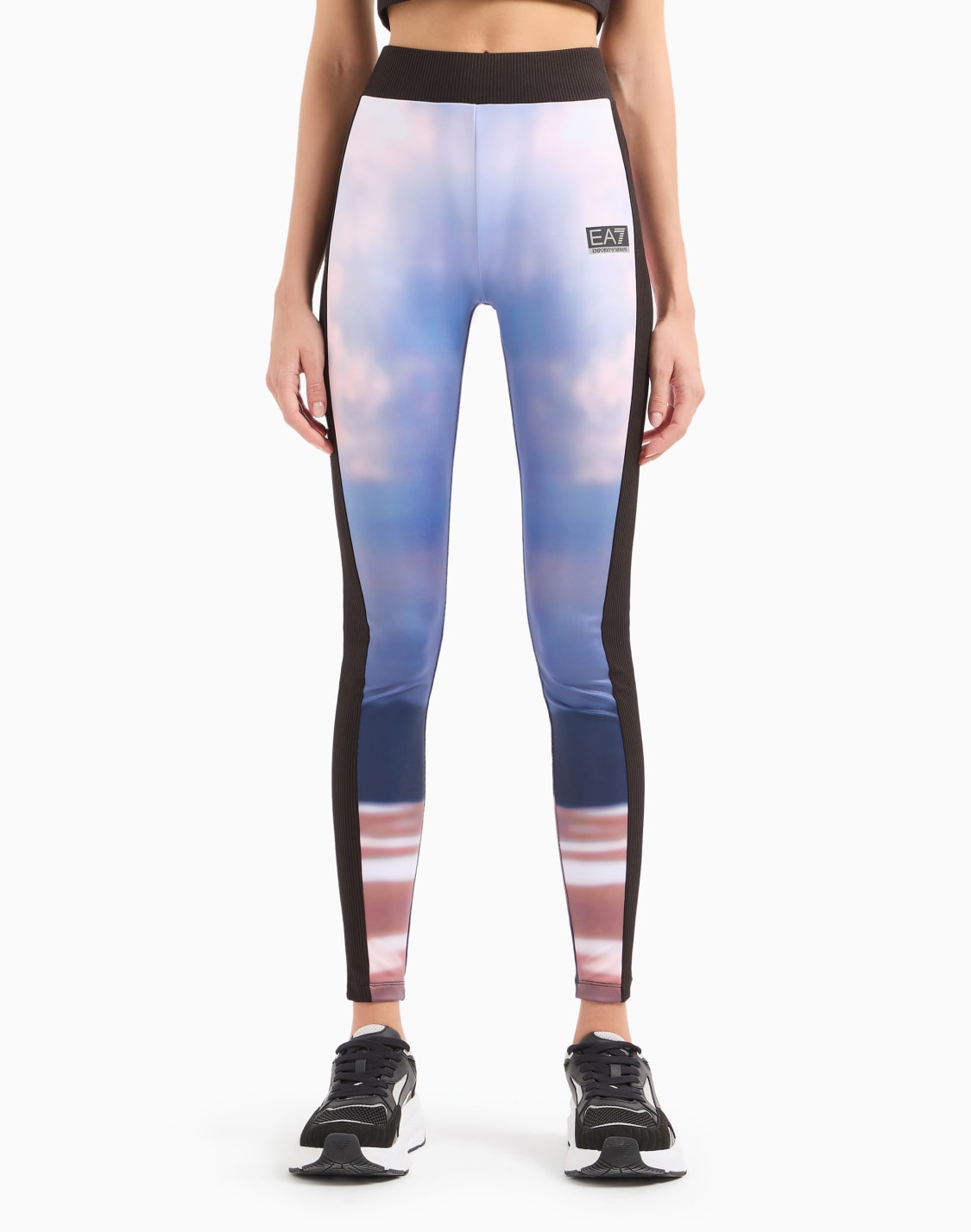 dynamic-athlete-leggings-in-ventus7-technical-fabric-patterned--ea7