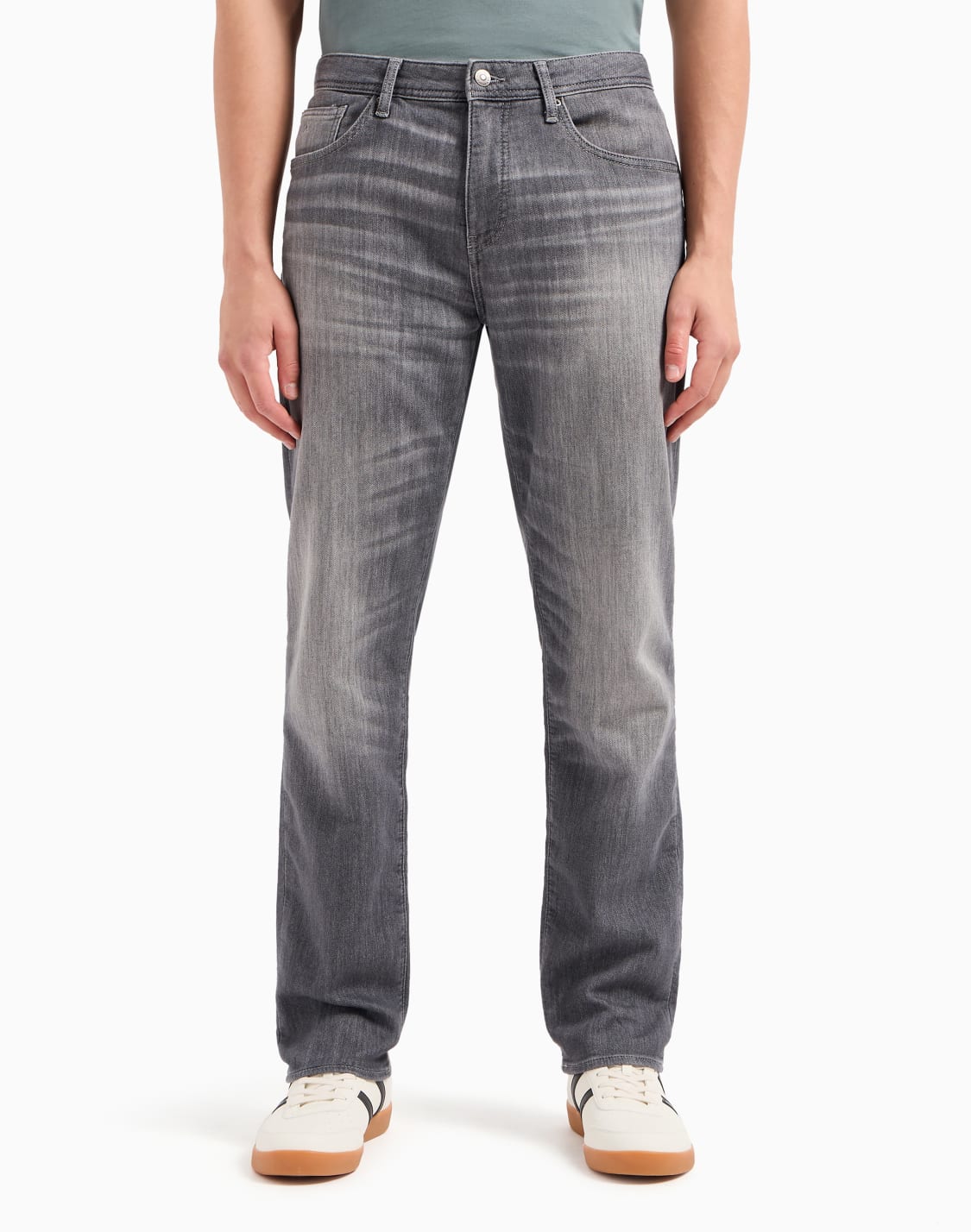 j13-slim-fit-jeans-in-indigo-denim-gris--armani-exchange