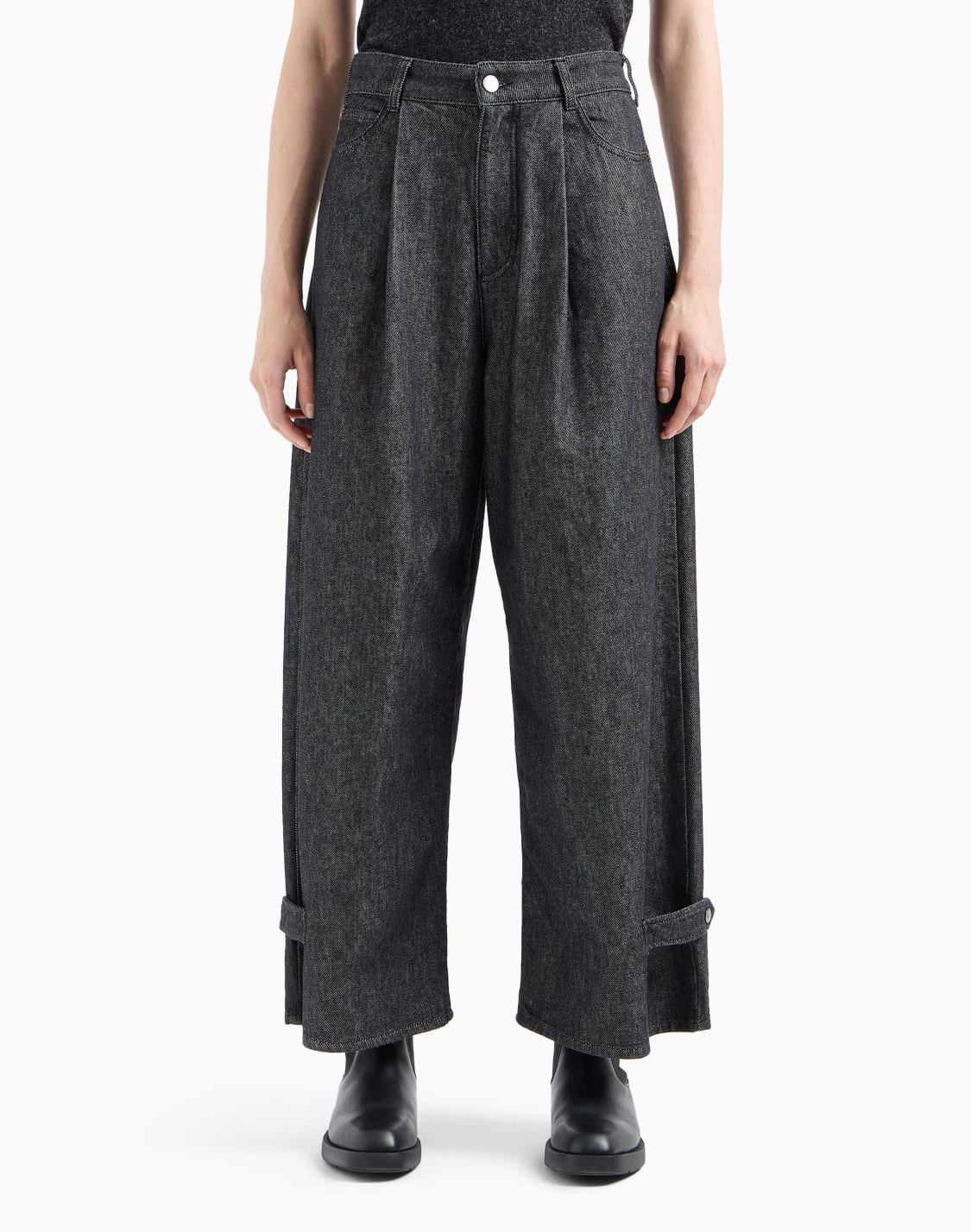 jeans-a-vita-alta-con-gamba-ampia-e-pinces-in-denim-rinse-icon-blu--emporio-armani