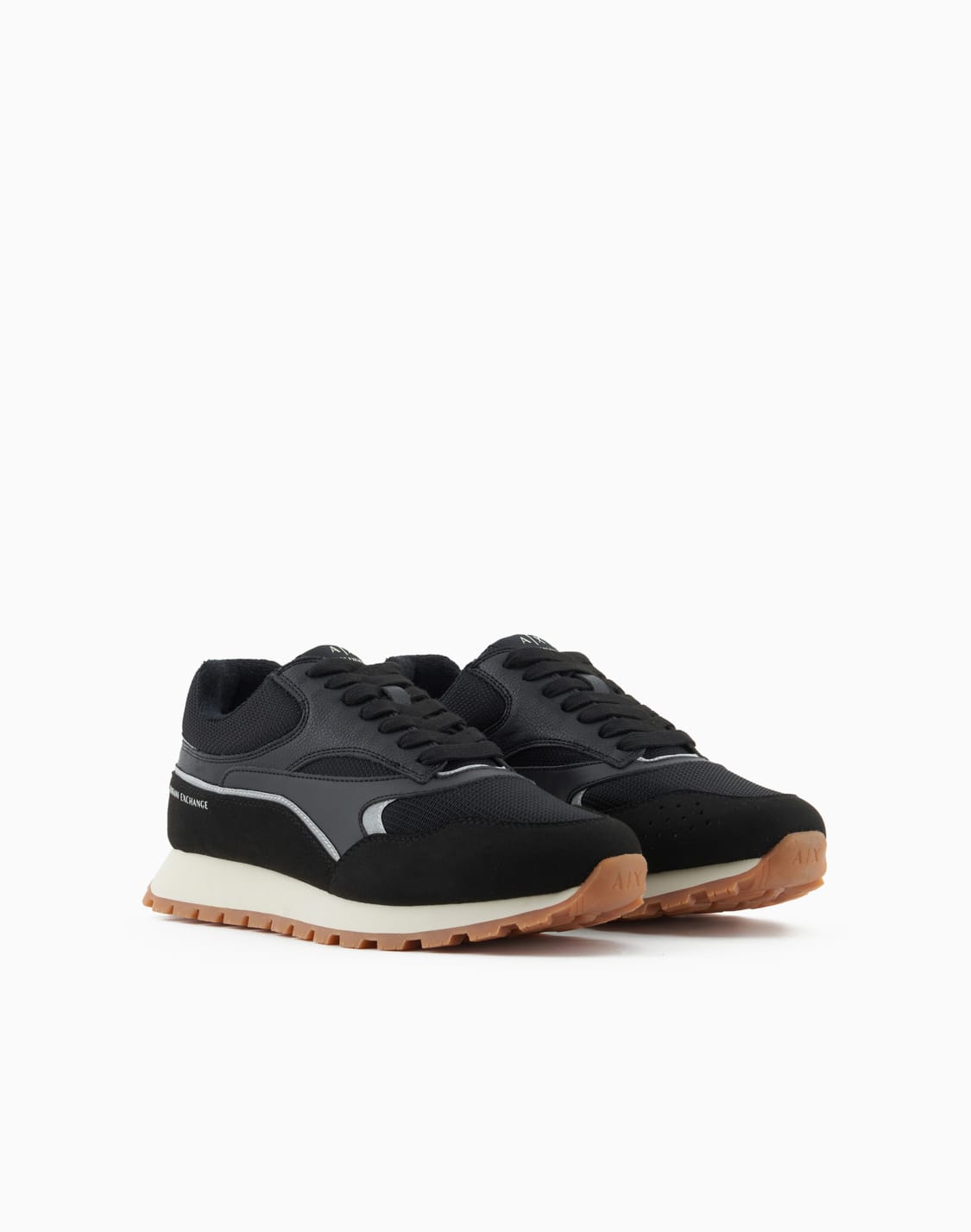 zapatillas-gruesas-con-inserciones-en-contraste-negro--armani-exchange