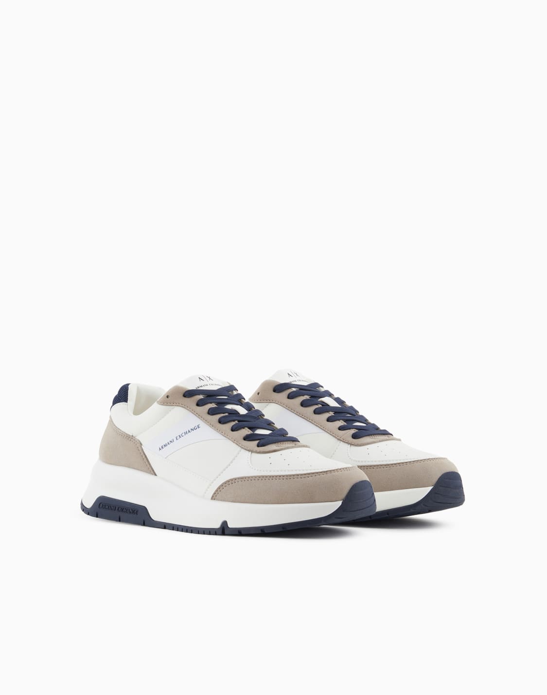 zapatillas-con-detalles-y-logo-en-contraste-blanco--armani-exchange