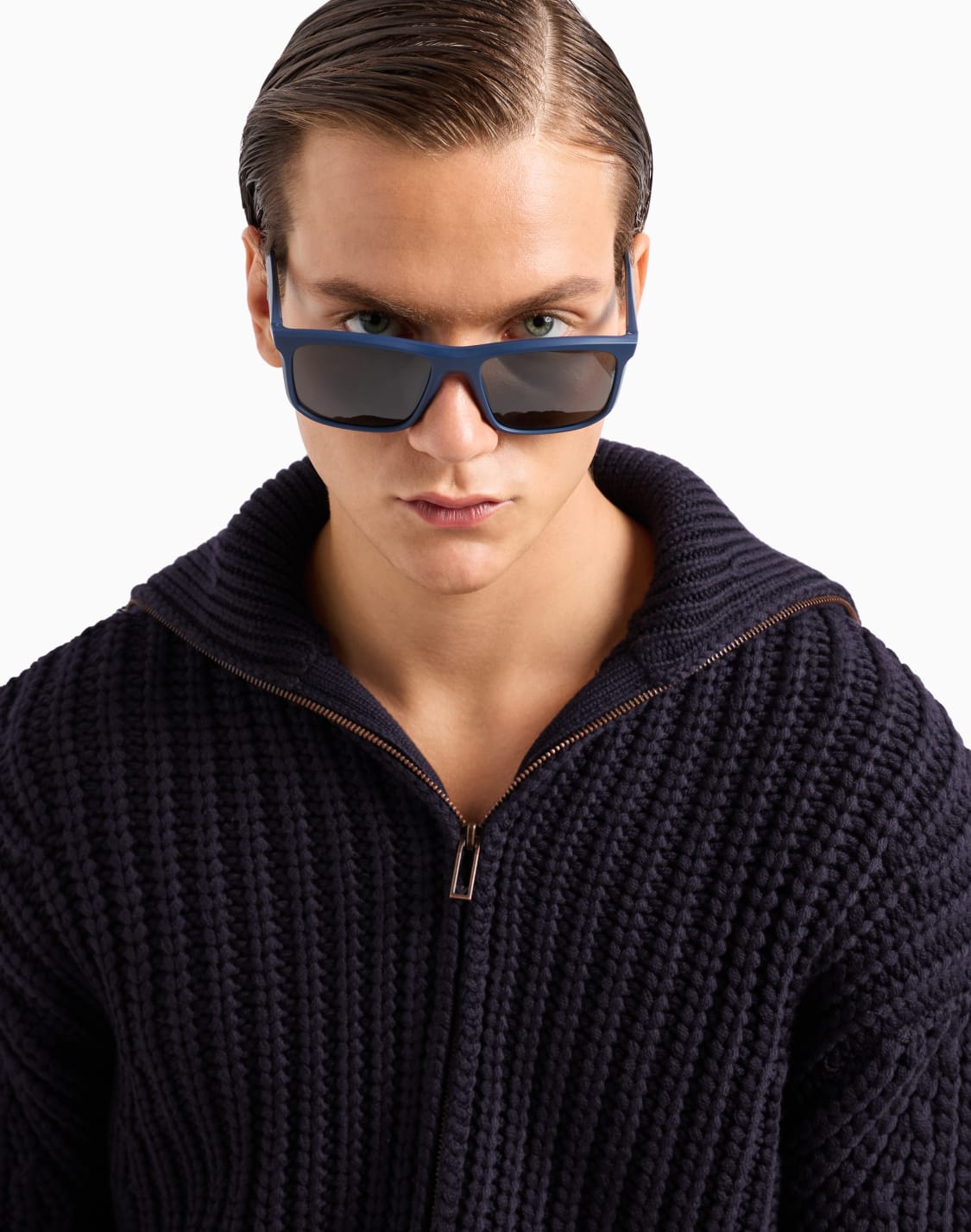 occhiali-da-sole-da-uomo-forma-squadrata-blu--emporio-armani