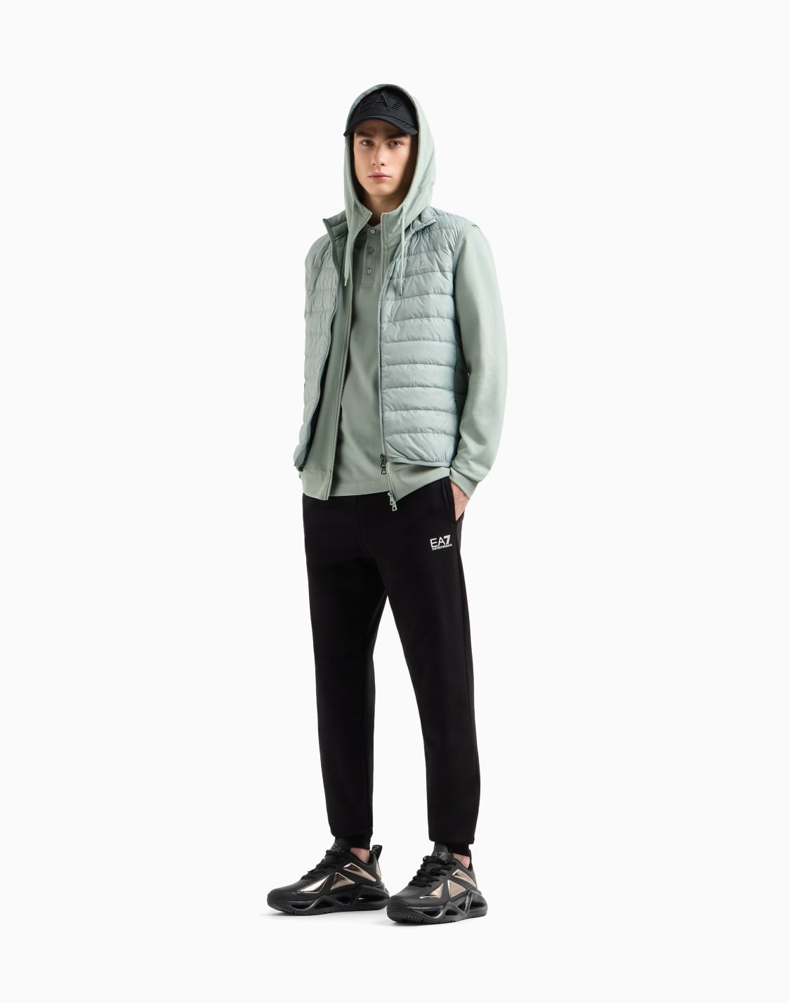 core-identity-packable-gilet-green--ea7