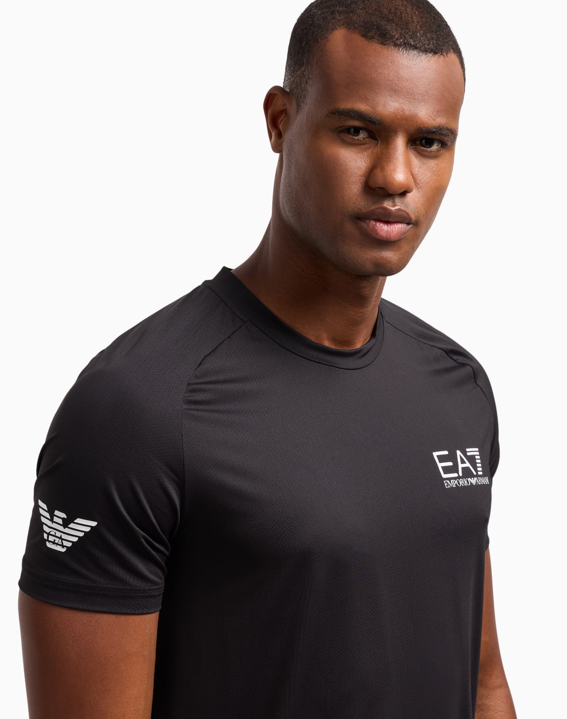 tennis-pro-t-shirt-in-ventus7-technical-fabric-black--ea7