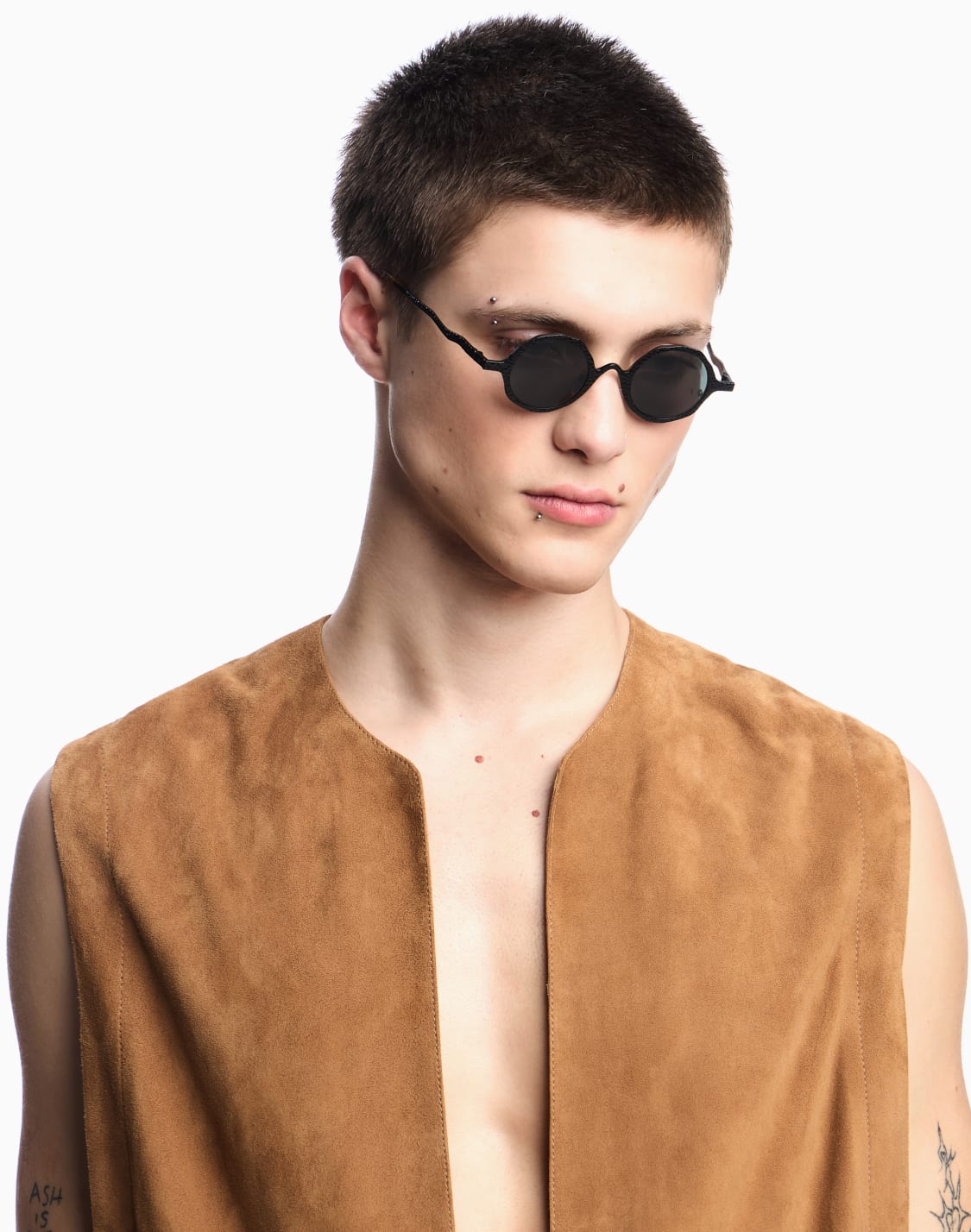 mens-round-sunglasses-black--emporio-armani