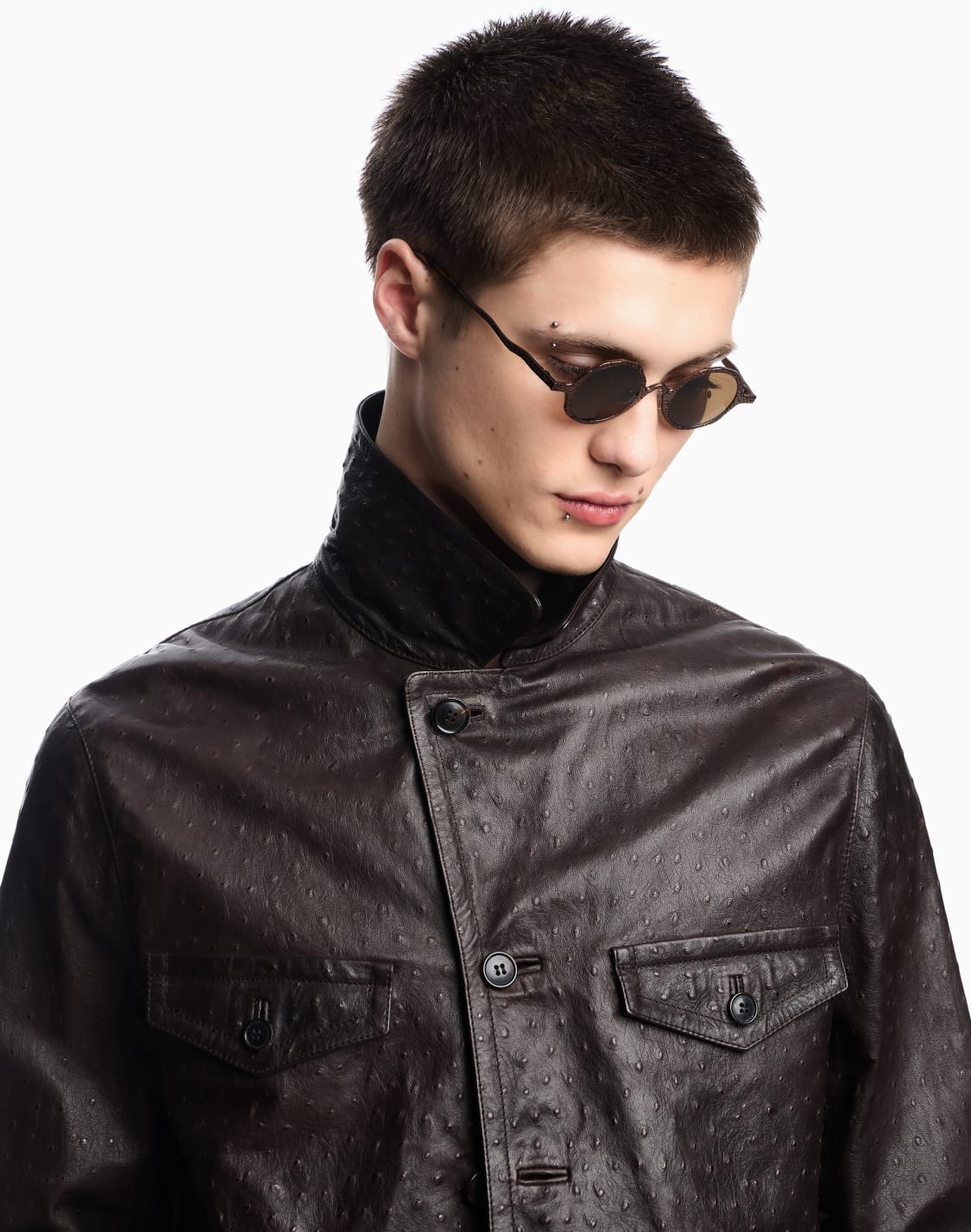 occhiali-da-sole-da-uomo-forma-tonda-marrone--emporio-armani