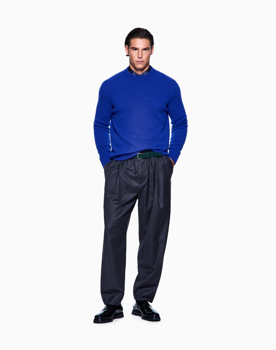 hose-mit-einer-bundfalte-aus-schurwolle-mit-kleinem-fischgratmuster-grau--giorgio-armani