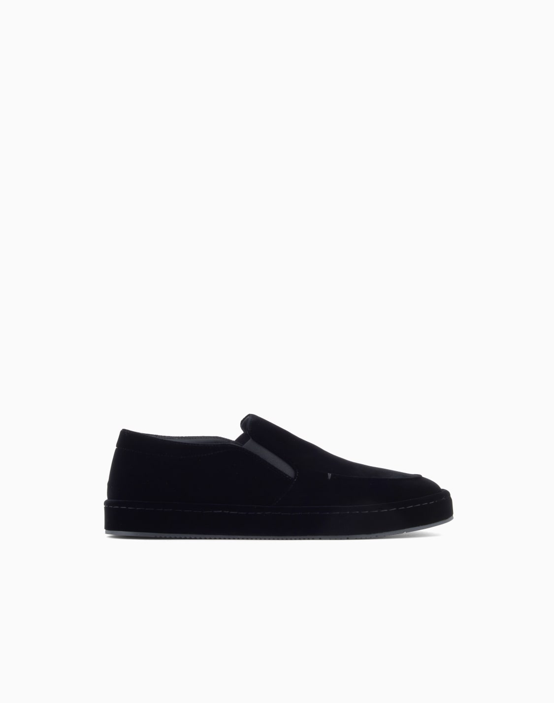 giorgios-slip-on-in-velluto-nero--giorgio-armani