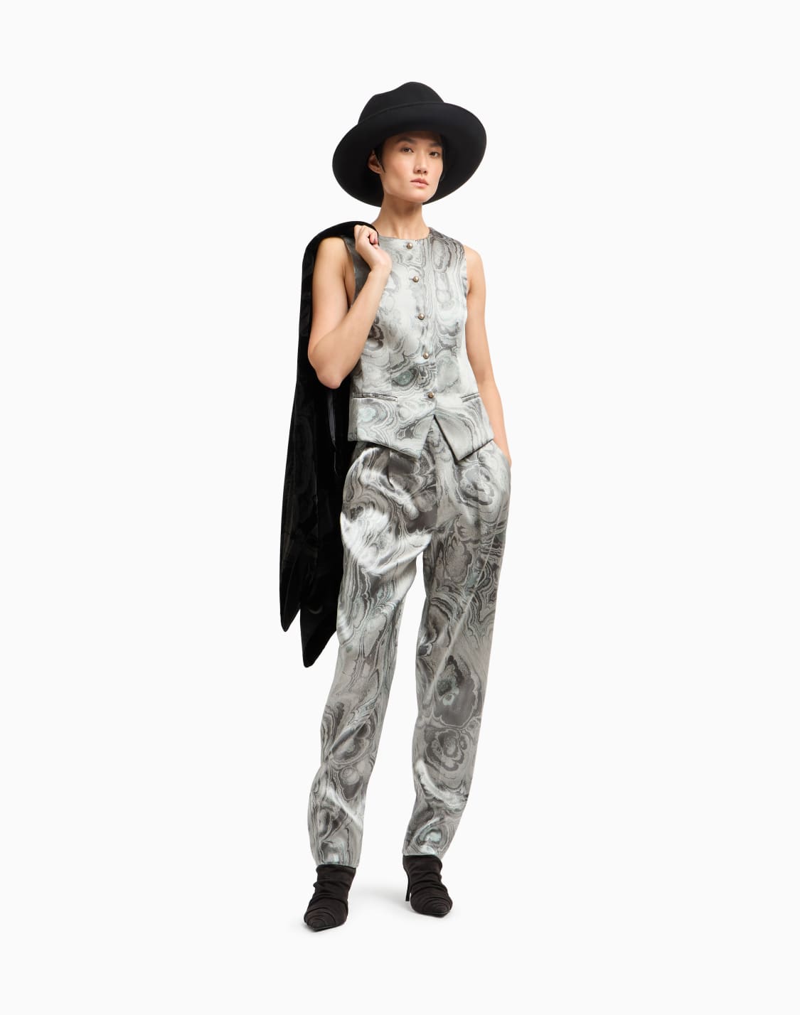 single-breasted-jacquard-waistcoat---giorgio-armani