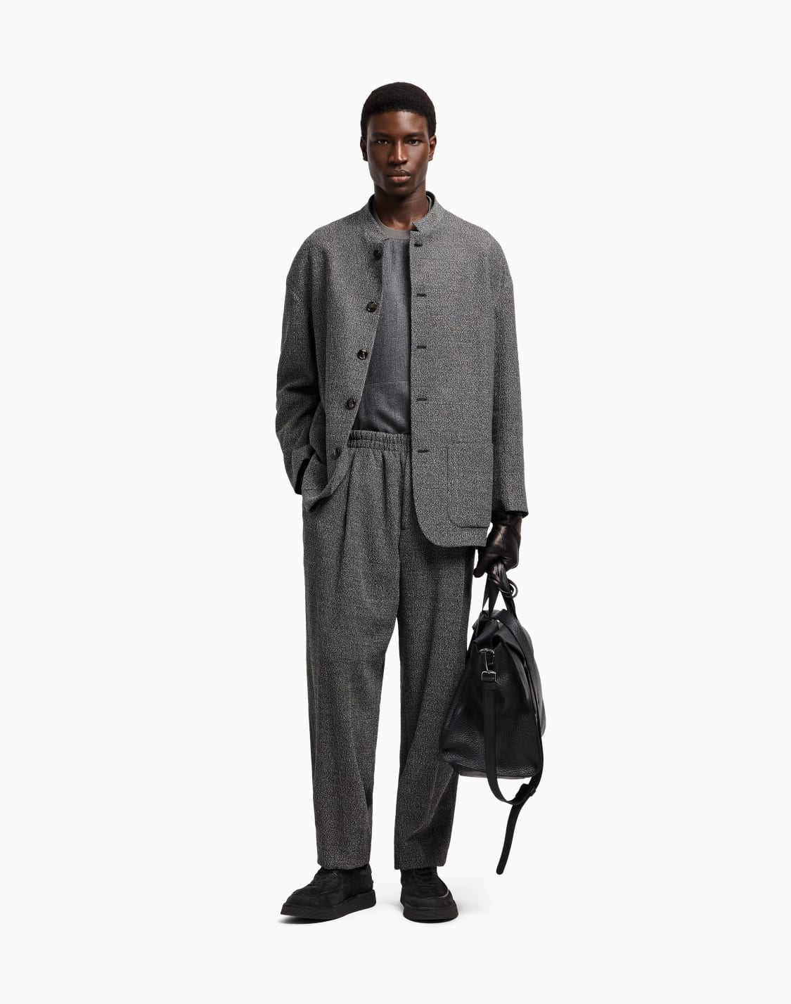chemise-ras-du-cou-en-laine-vierge-chine-noir--giorgio-armani