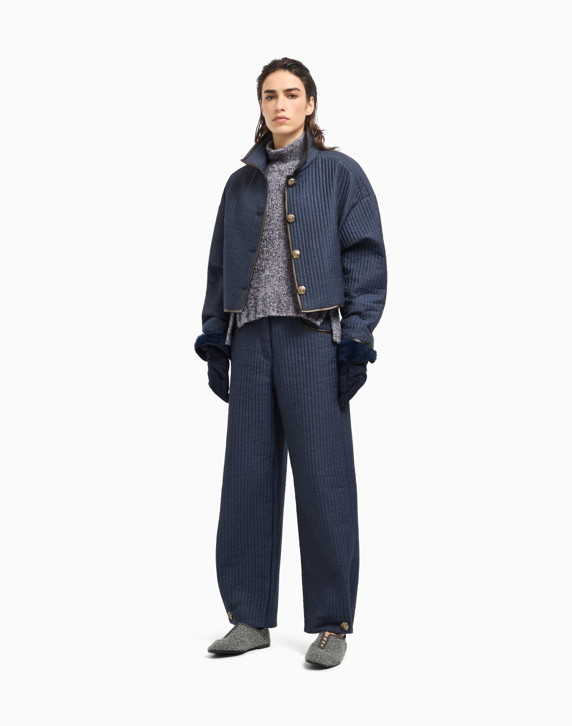 blouson-court-en-viscose-coton-et-soie-avec-motif-matelass-collection-denim-bleu--giorgio-armani