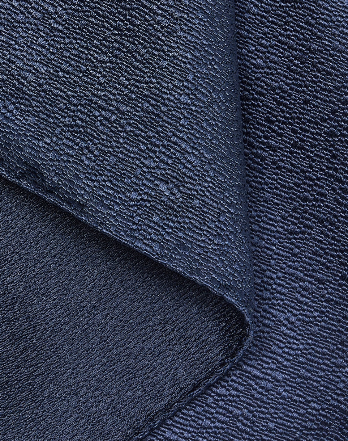 pochette-blu-navy--emporio-armani