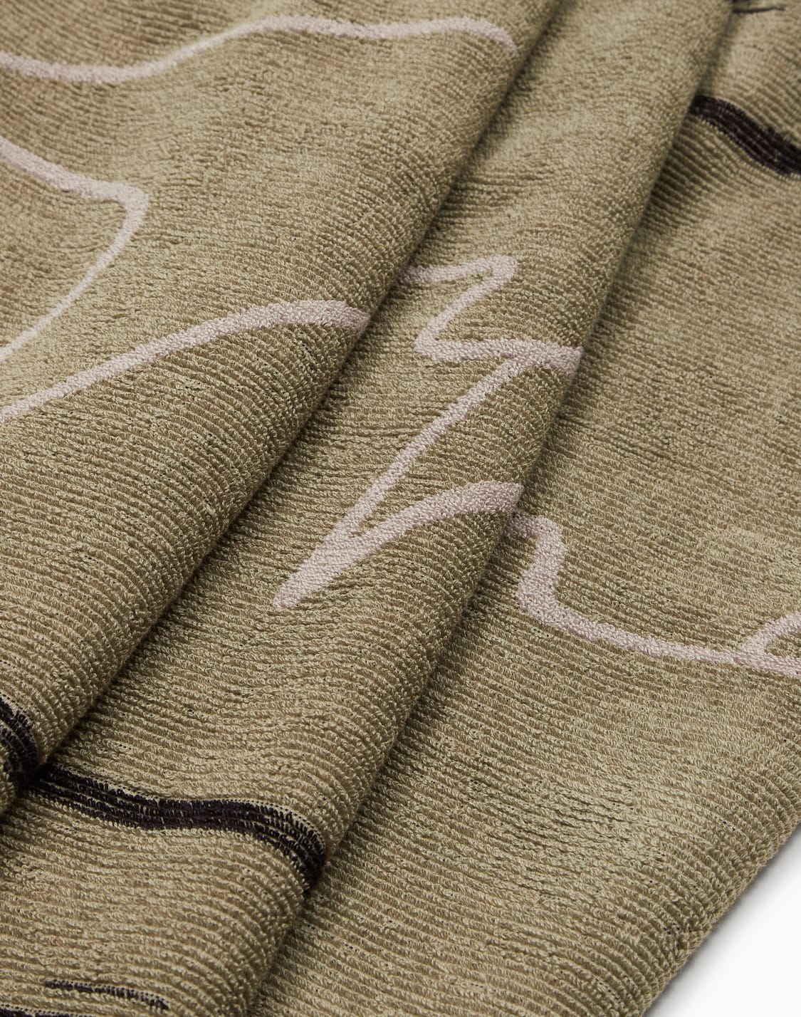 jacquard-cotton-beach-towel-green--giorgio-armani